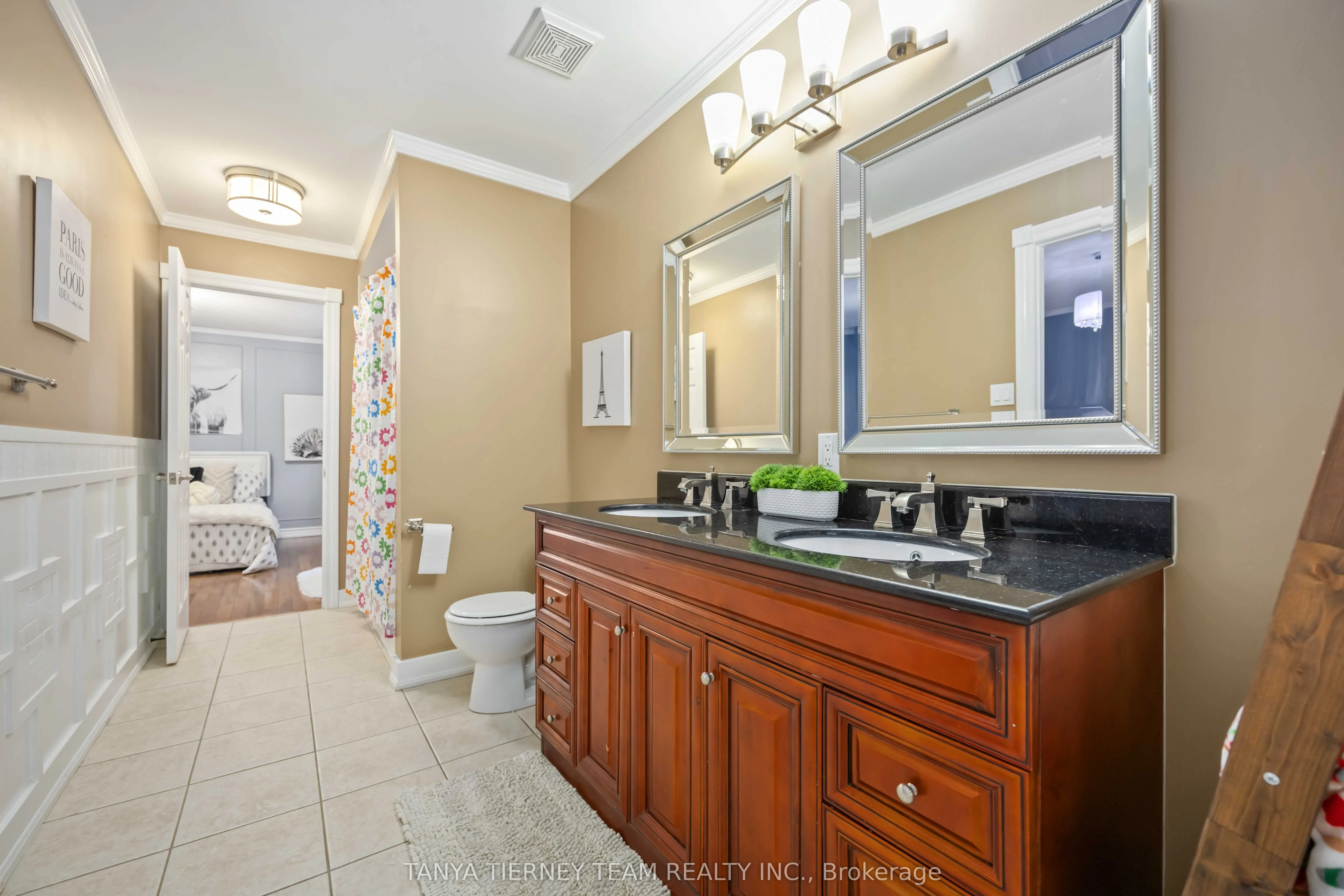 161 Carnwith Drive W
