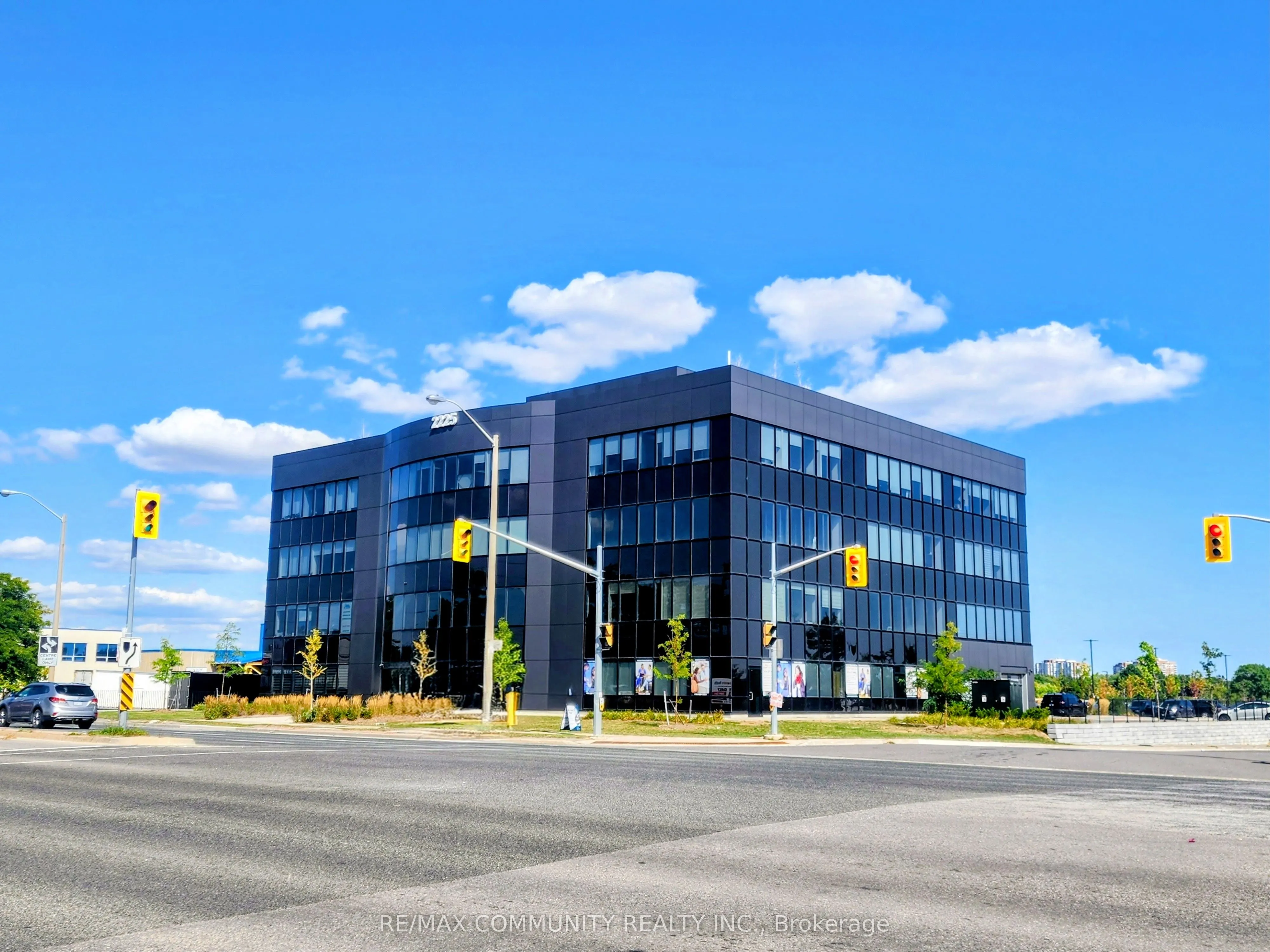 2225 Markham Road, #401
