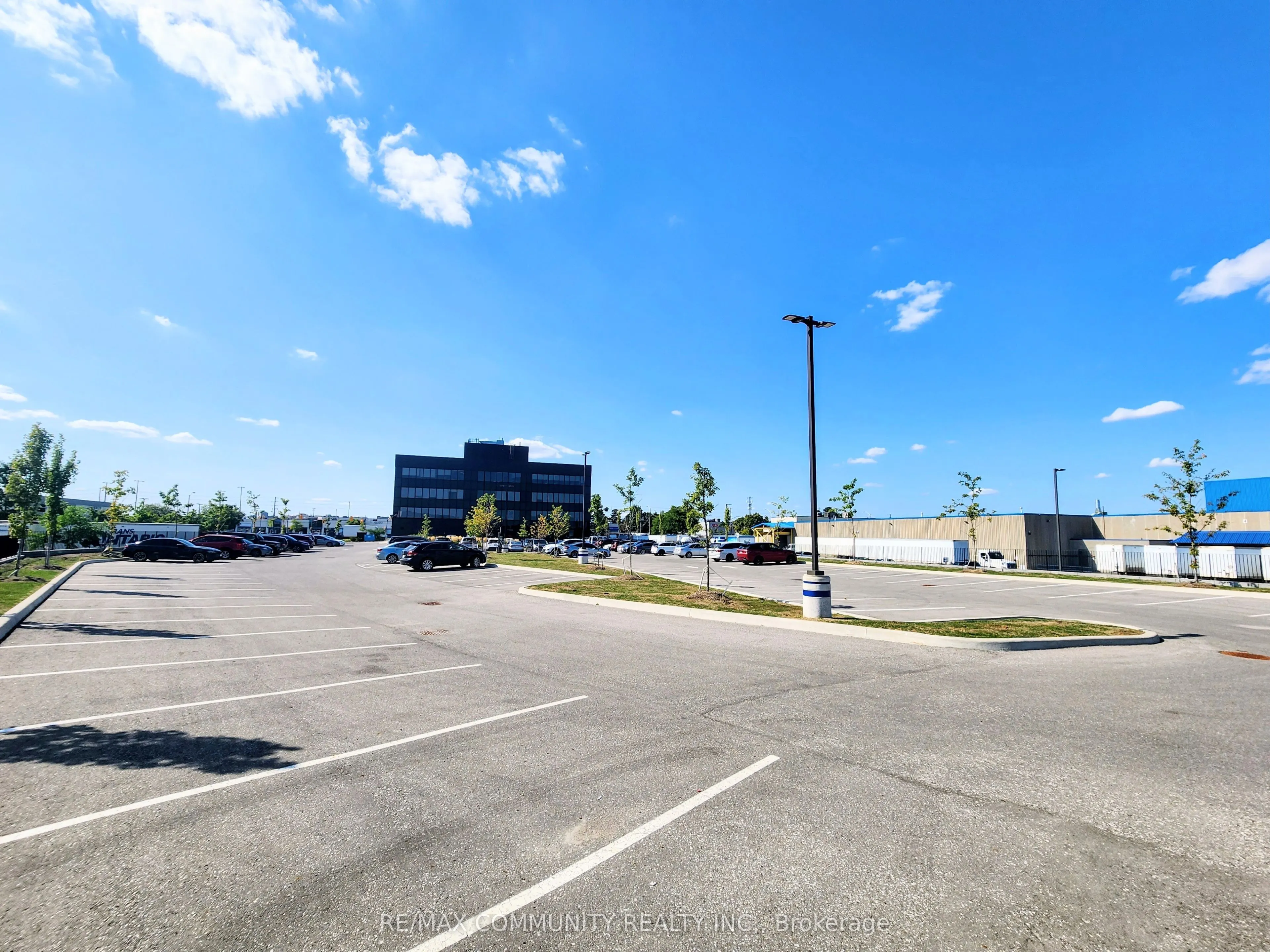 2225 Markham Road, #401