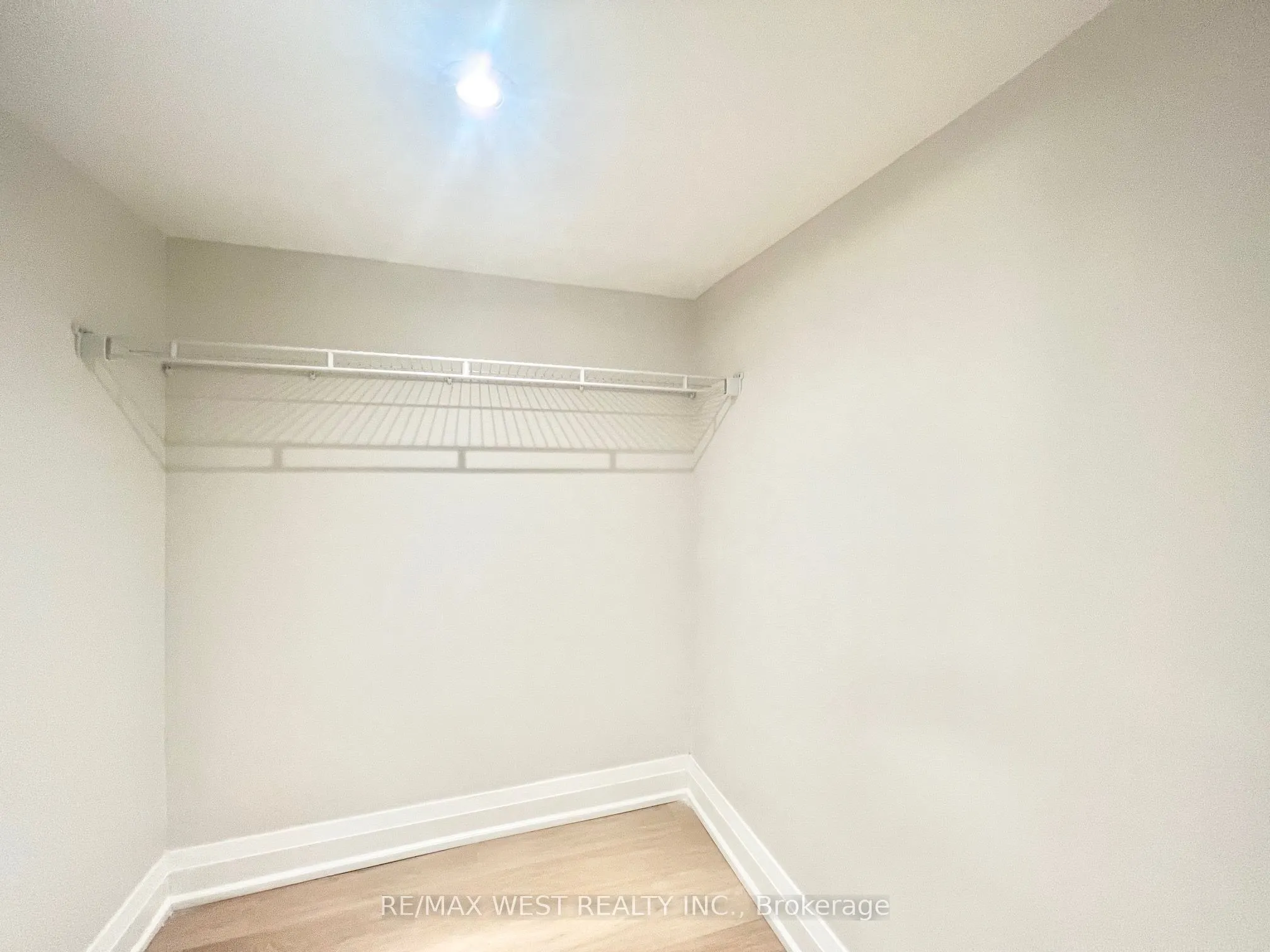 4 Sutherland Avenue, #BSMT