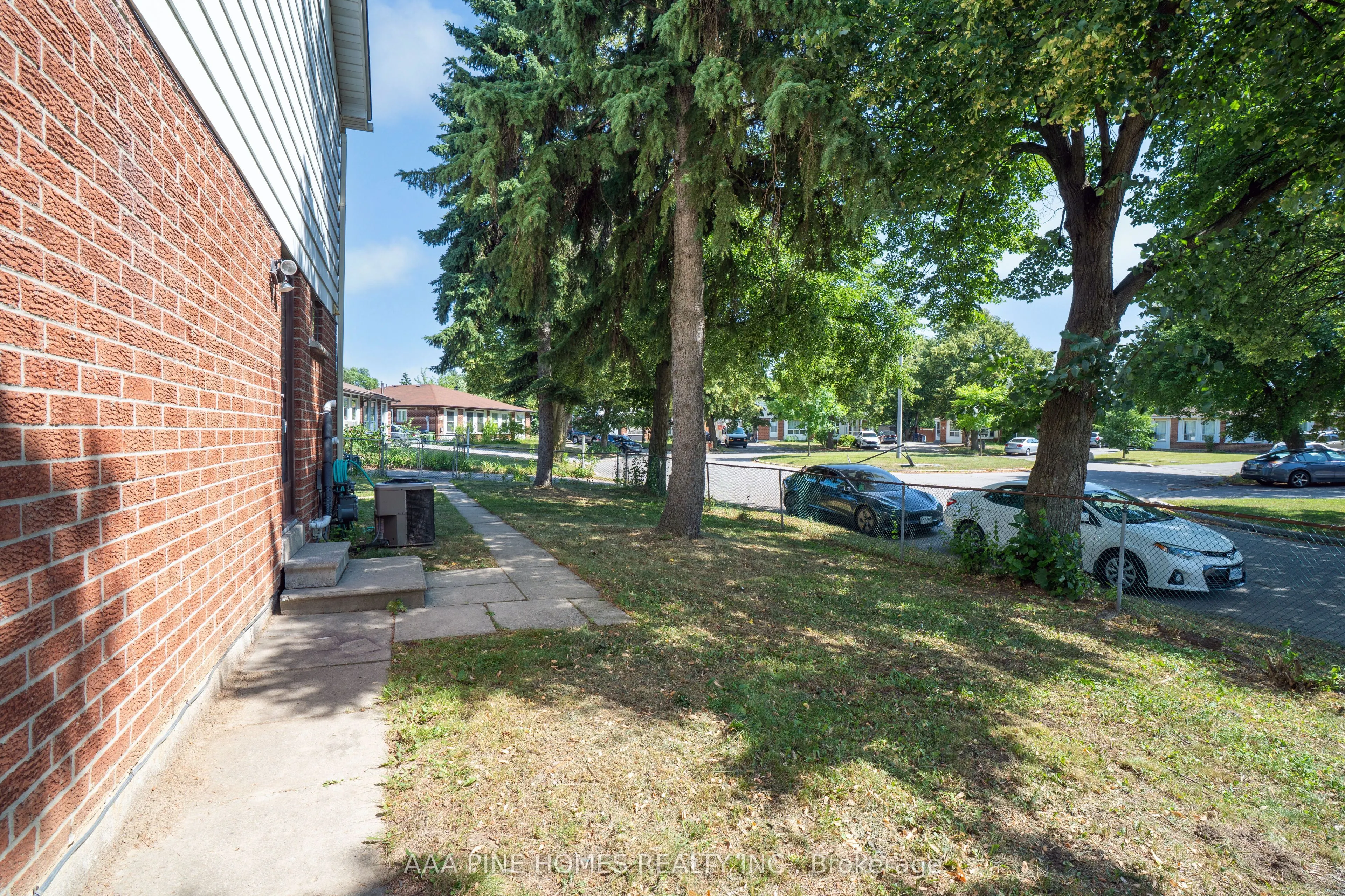 59 Burkwood Crescent