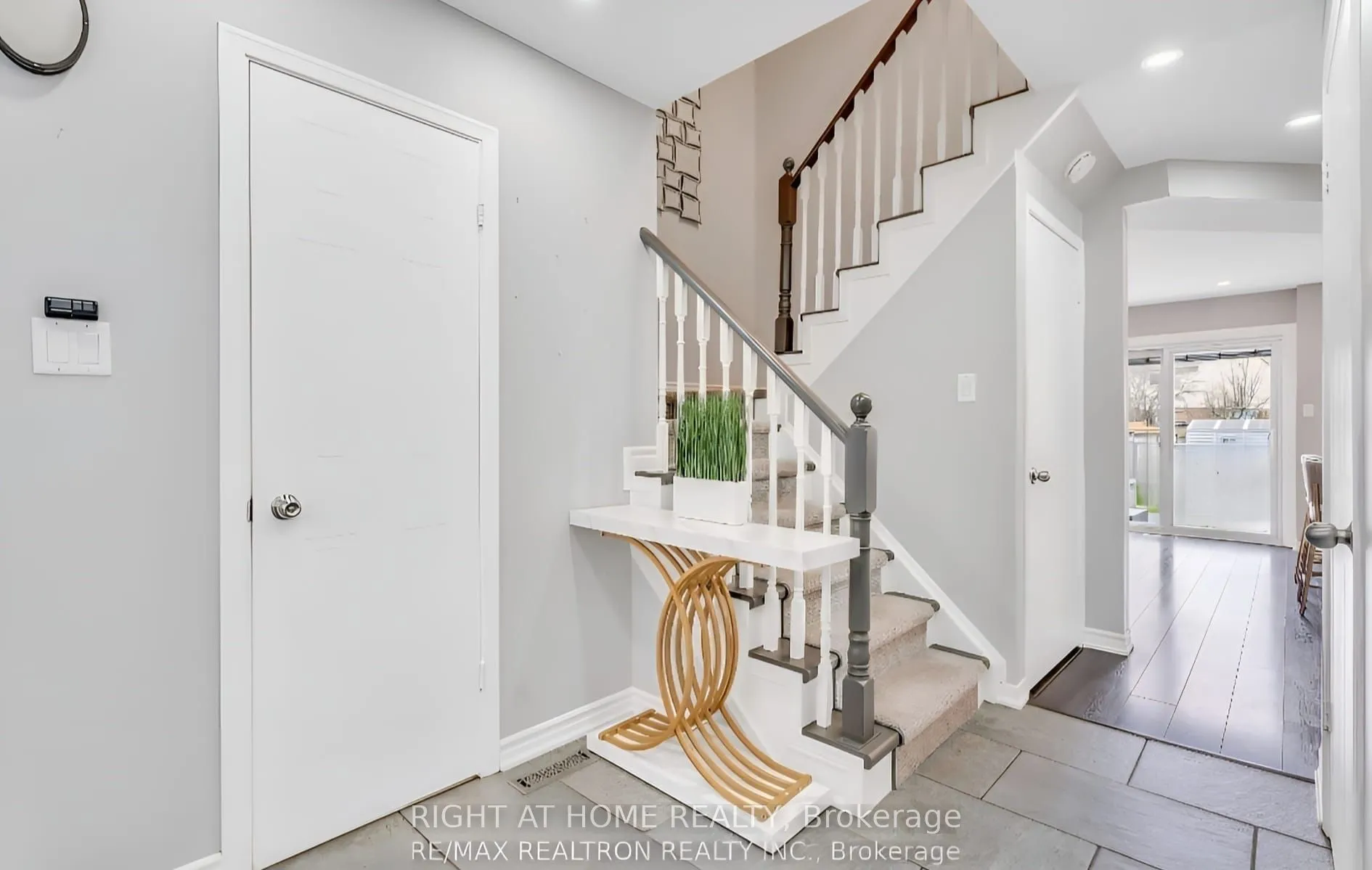 150 Sandringham Drive