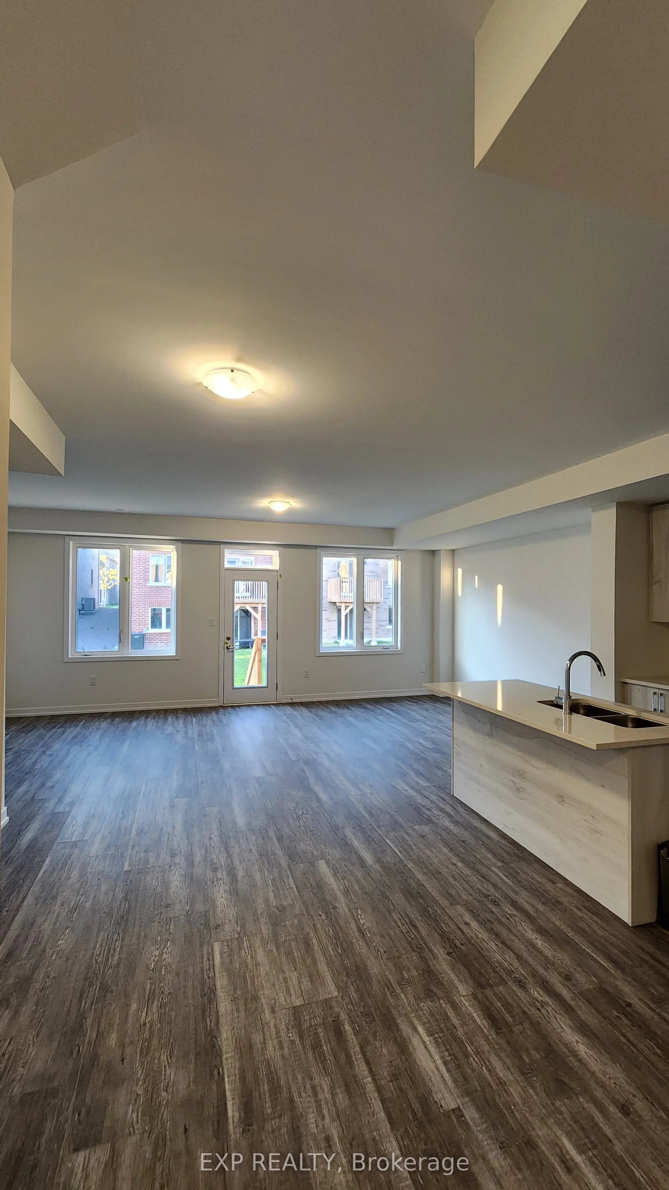 50 Ziibi Way, ##Upper