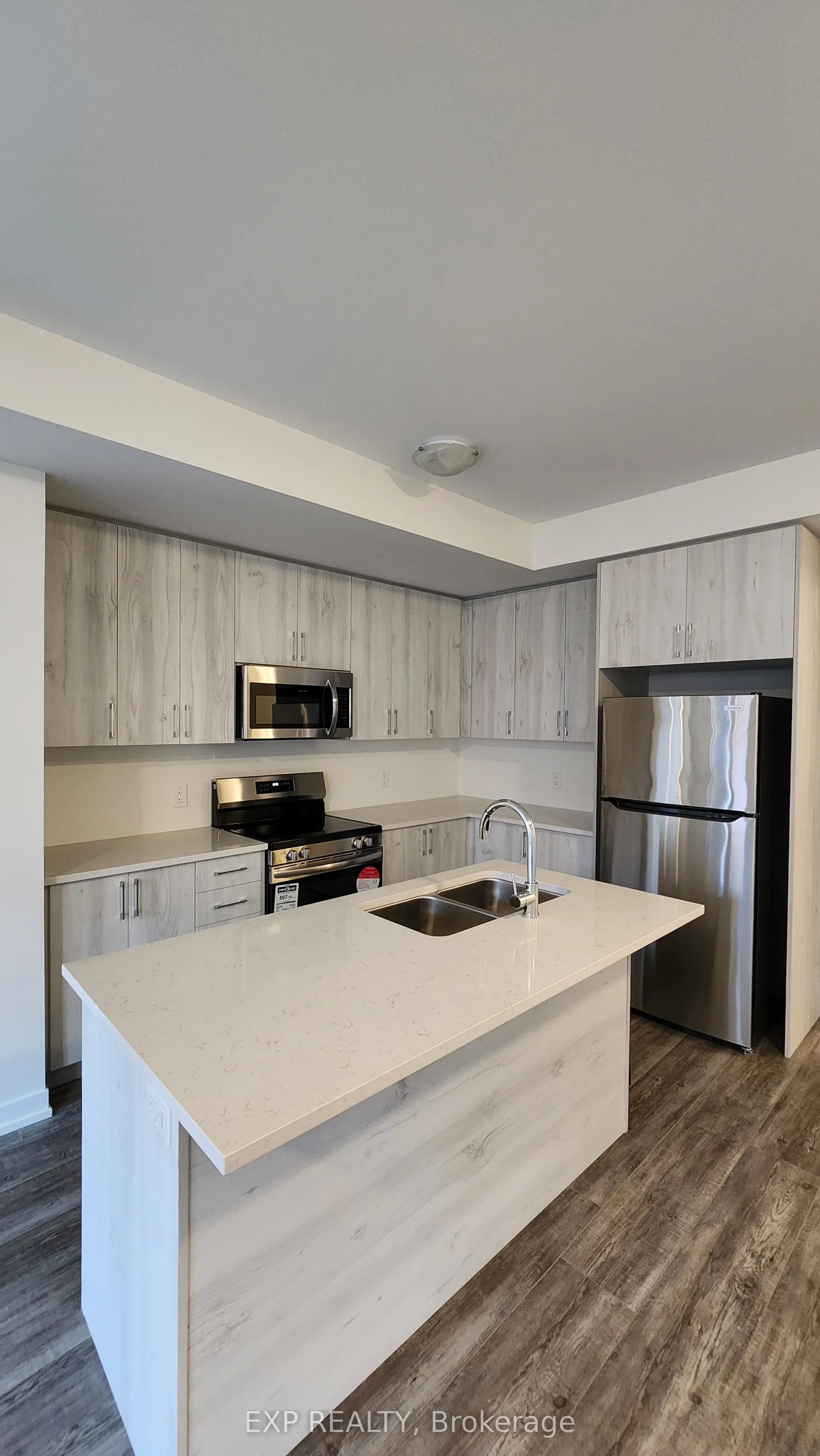 50 Ziibi Way, ##Upper