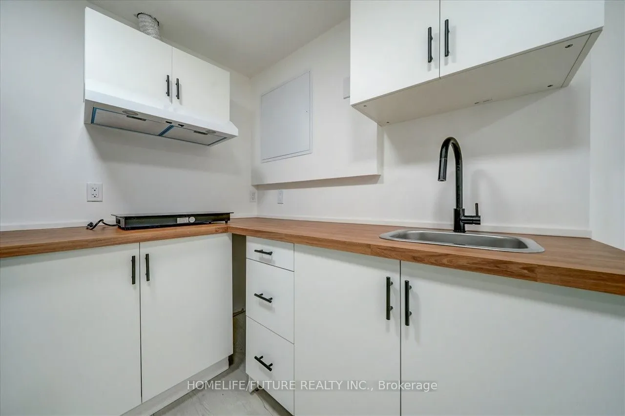 14 Knotty Pine Drive