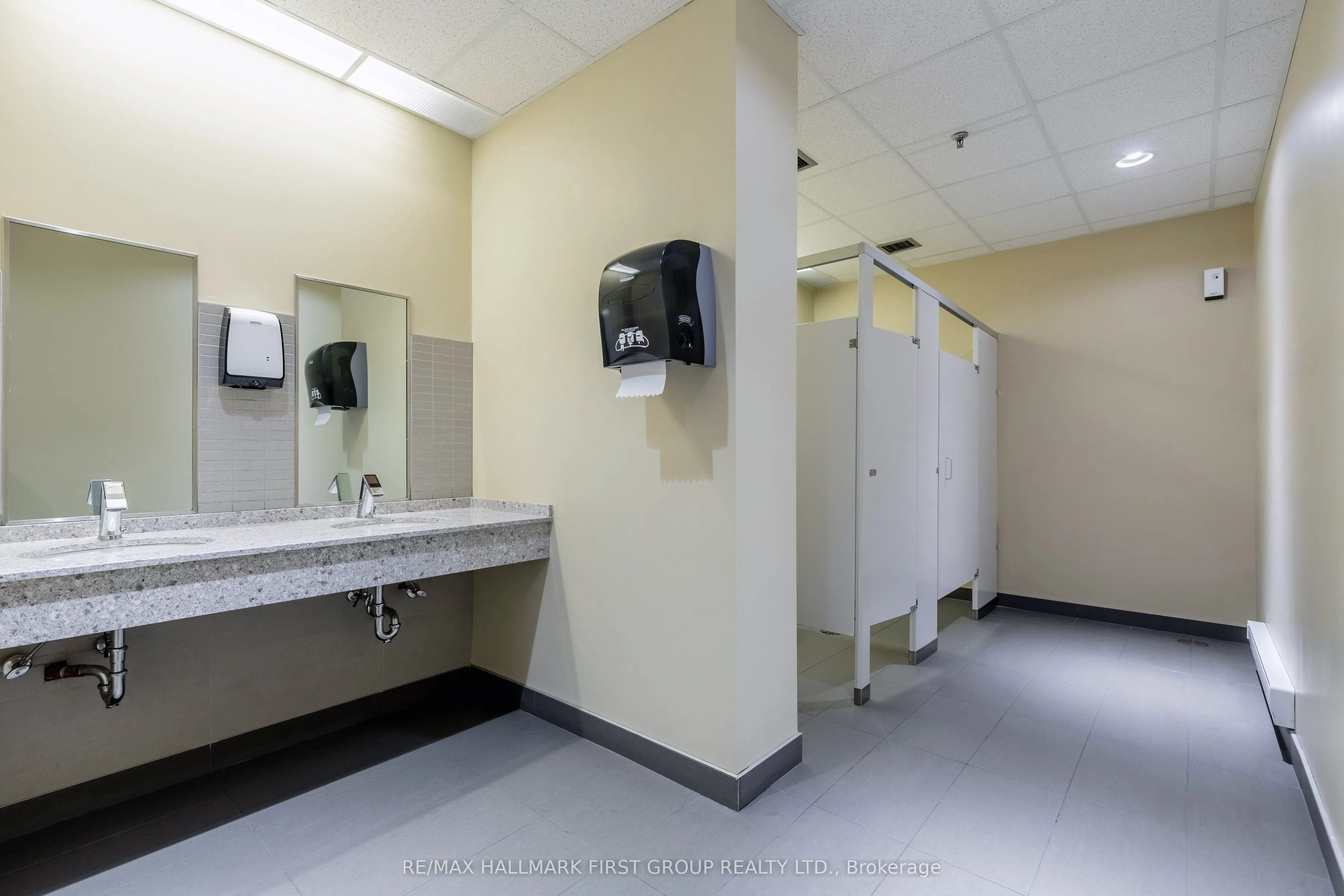 1099 Kingston Road, #223