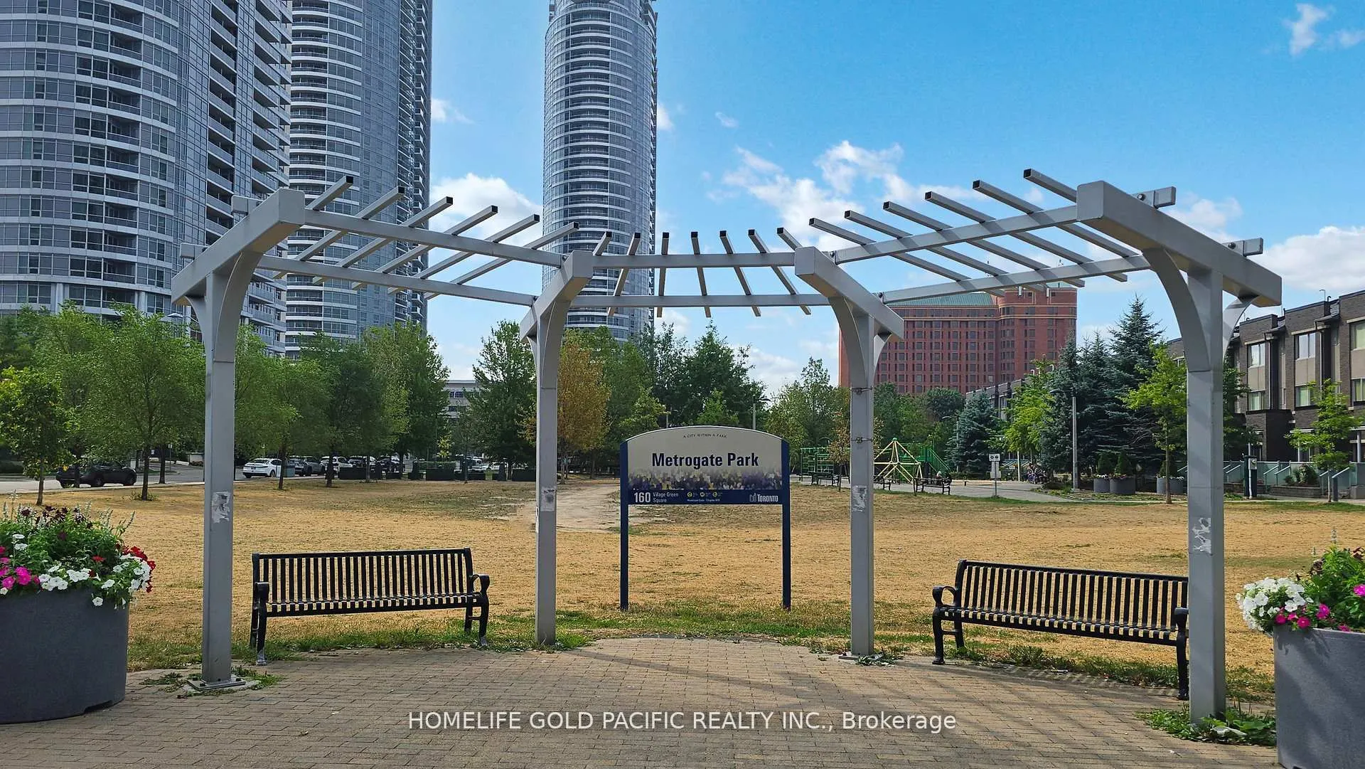 275 Village Green Square, #3423