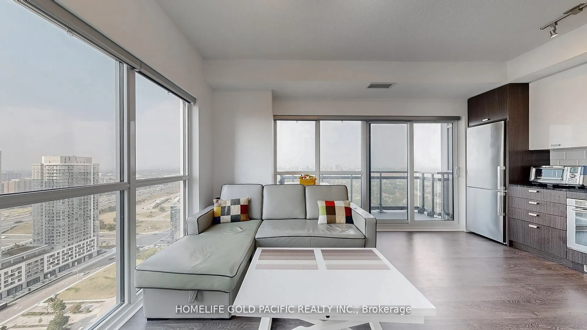 275 Village Green Square, #3423