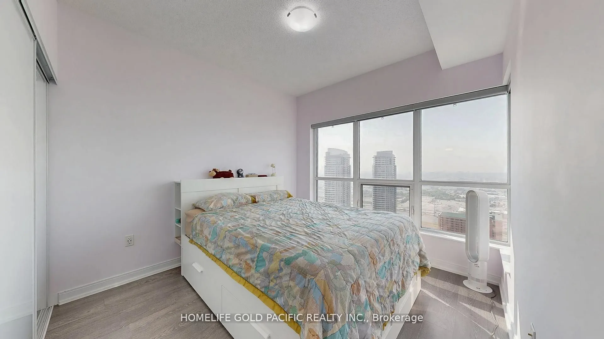 275 Village Green Square, #3423