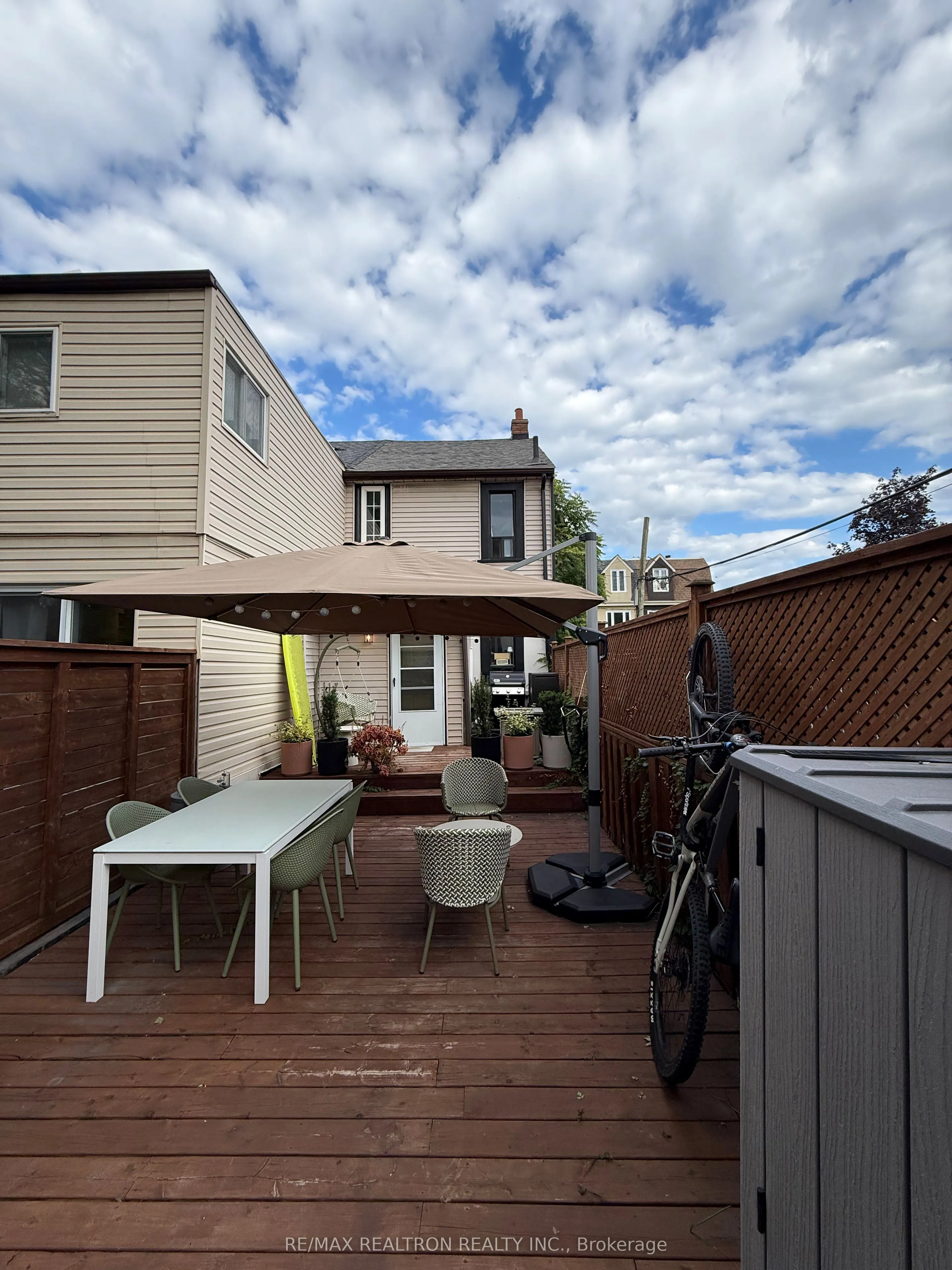 144 Hamilton Street