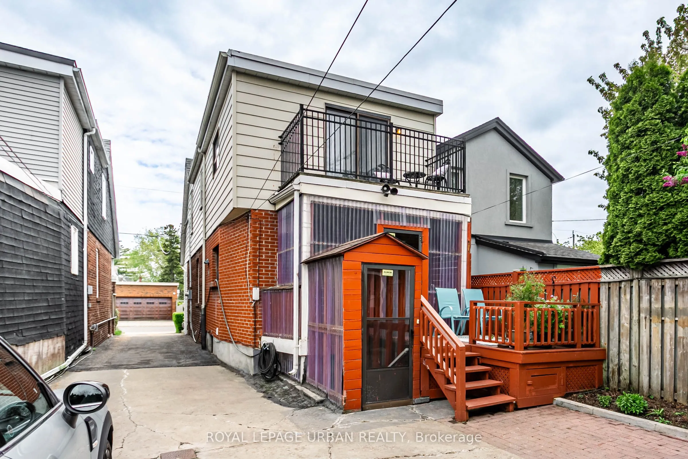 144 Aldwych Avenue