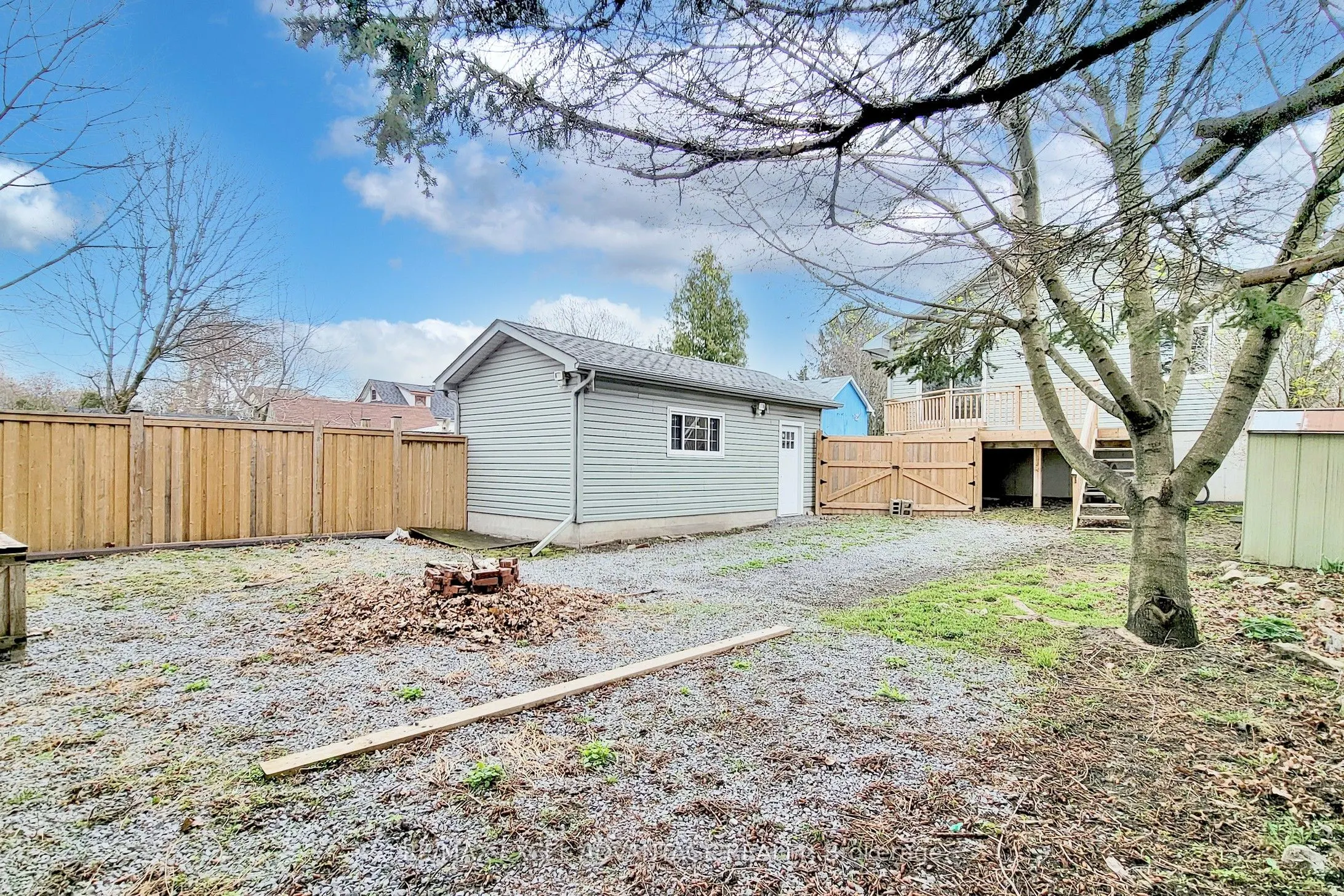 188 Annis Street, #Main