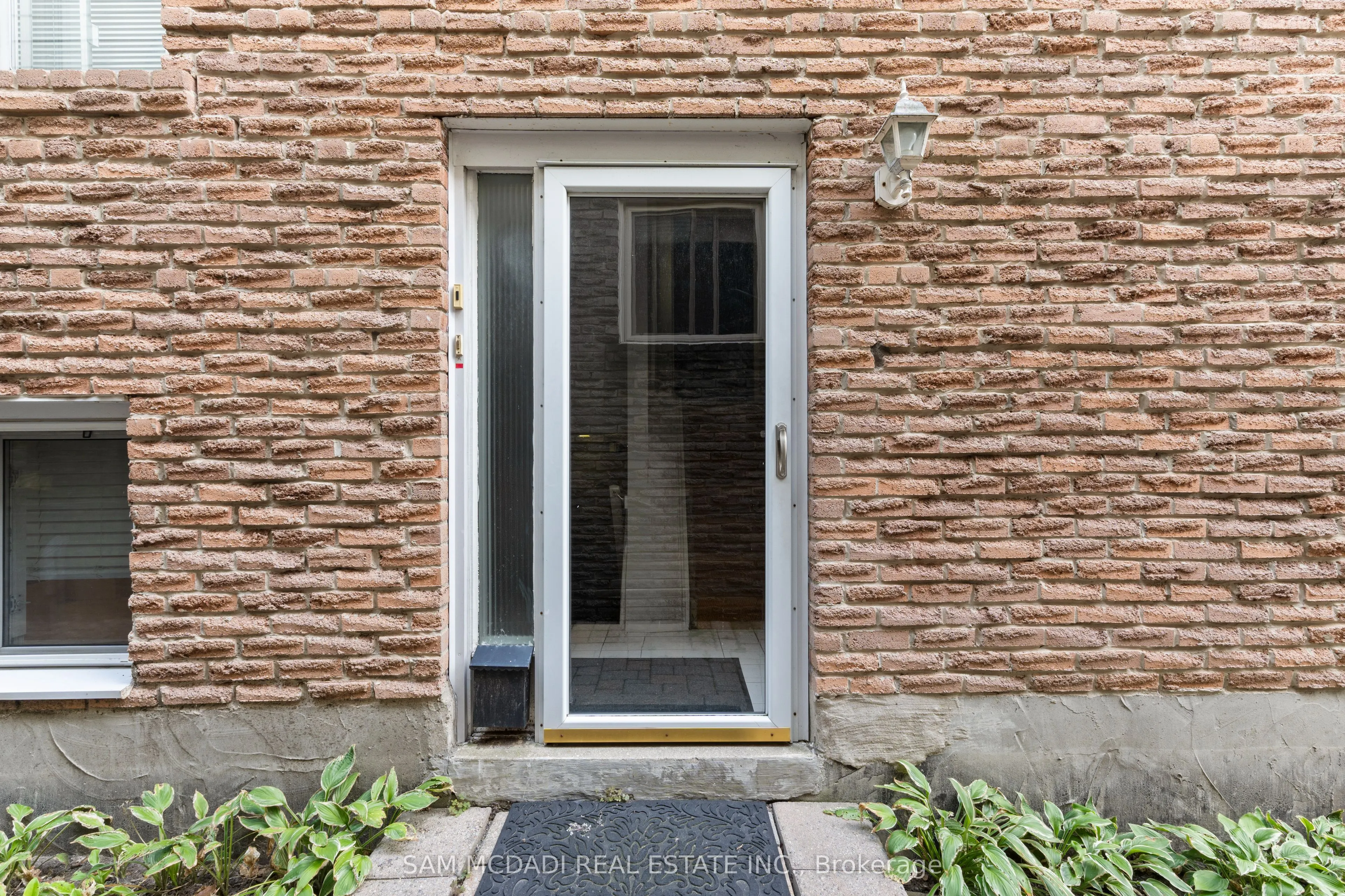 26 Pine Avenue