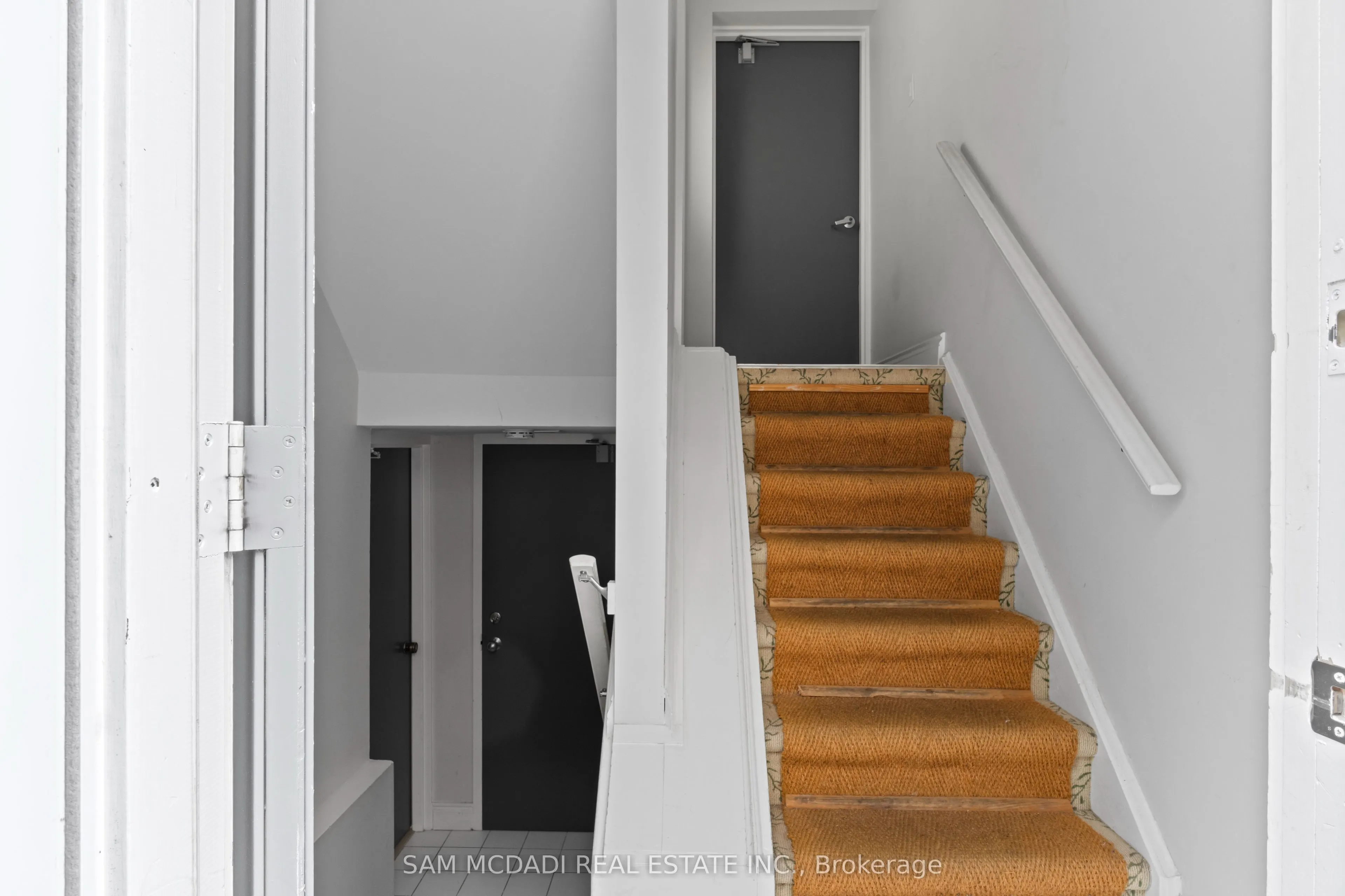26 Pine Avenue
