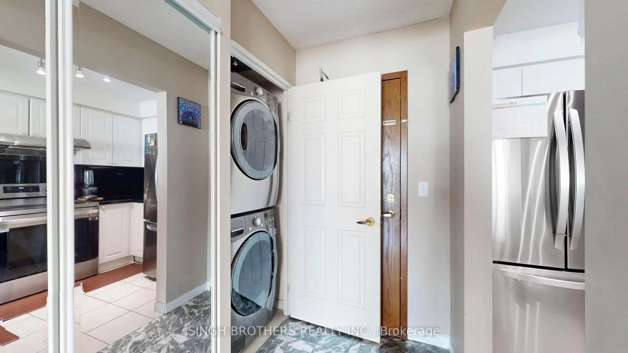 1 Lee Centre Drive, #1505