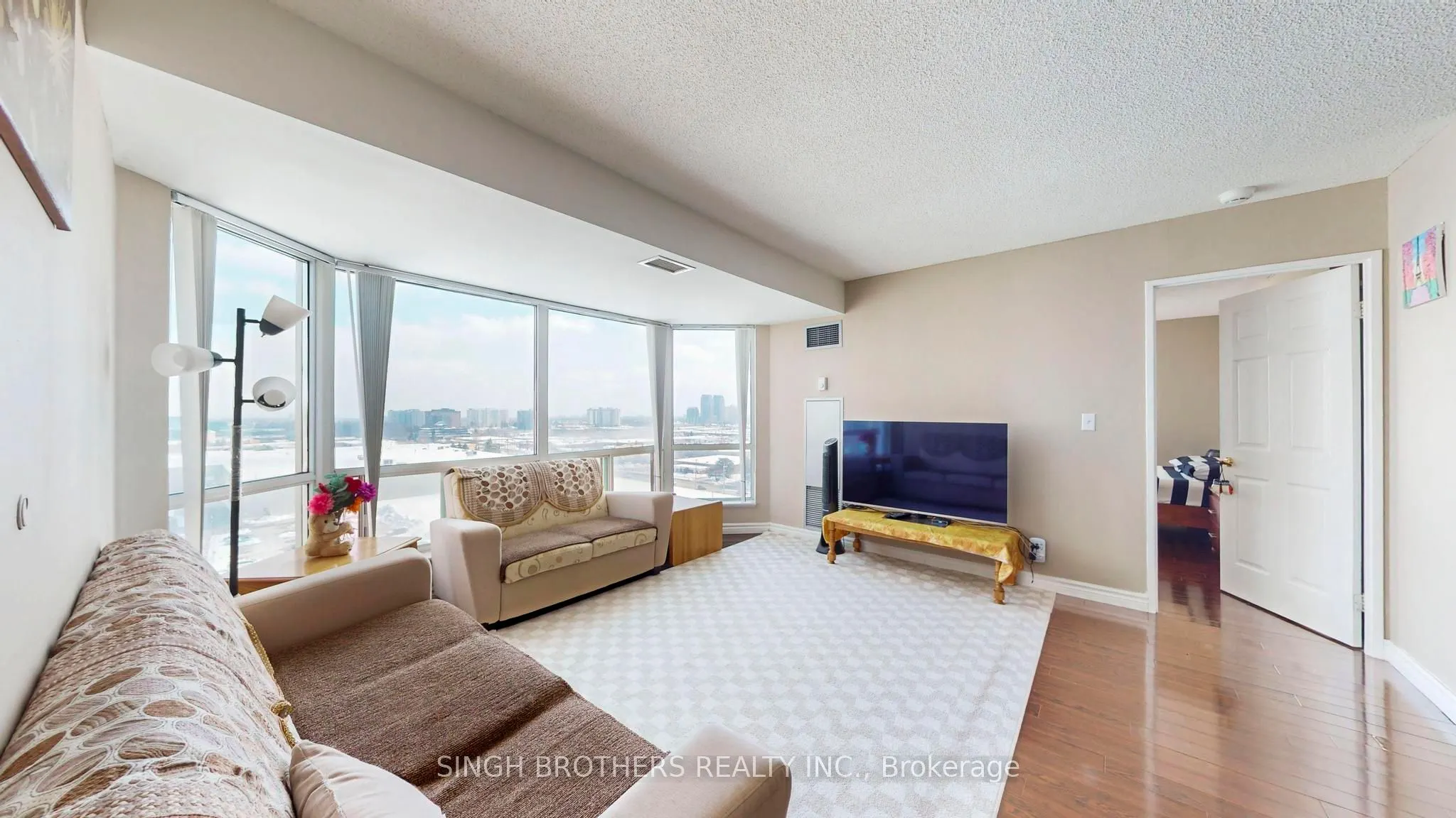 1 Lee Centre Drive, #1505