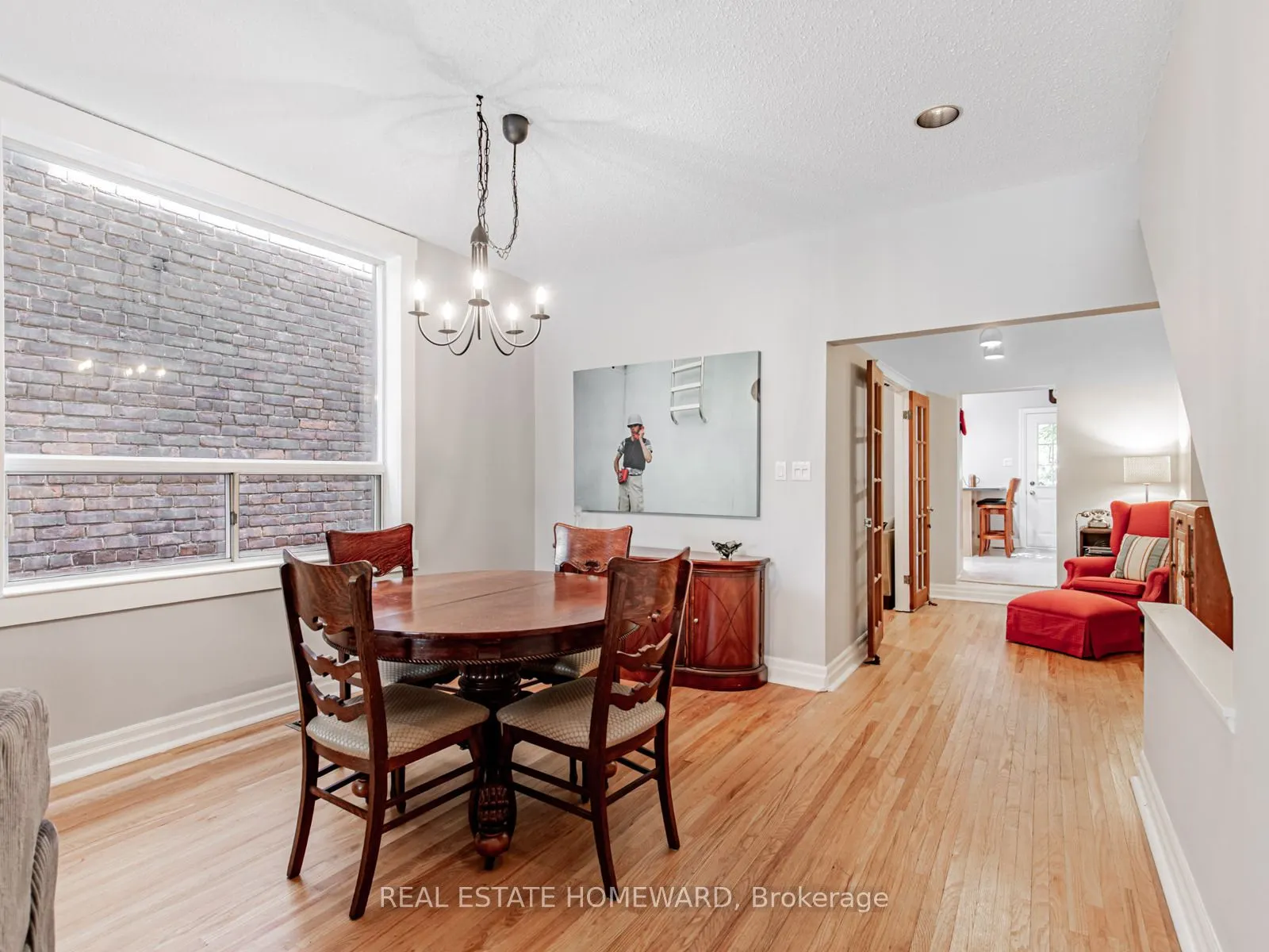 87 Harcourt Avenue