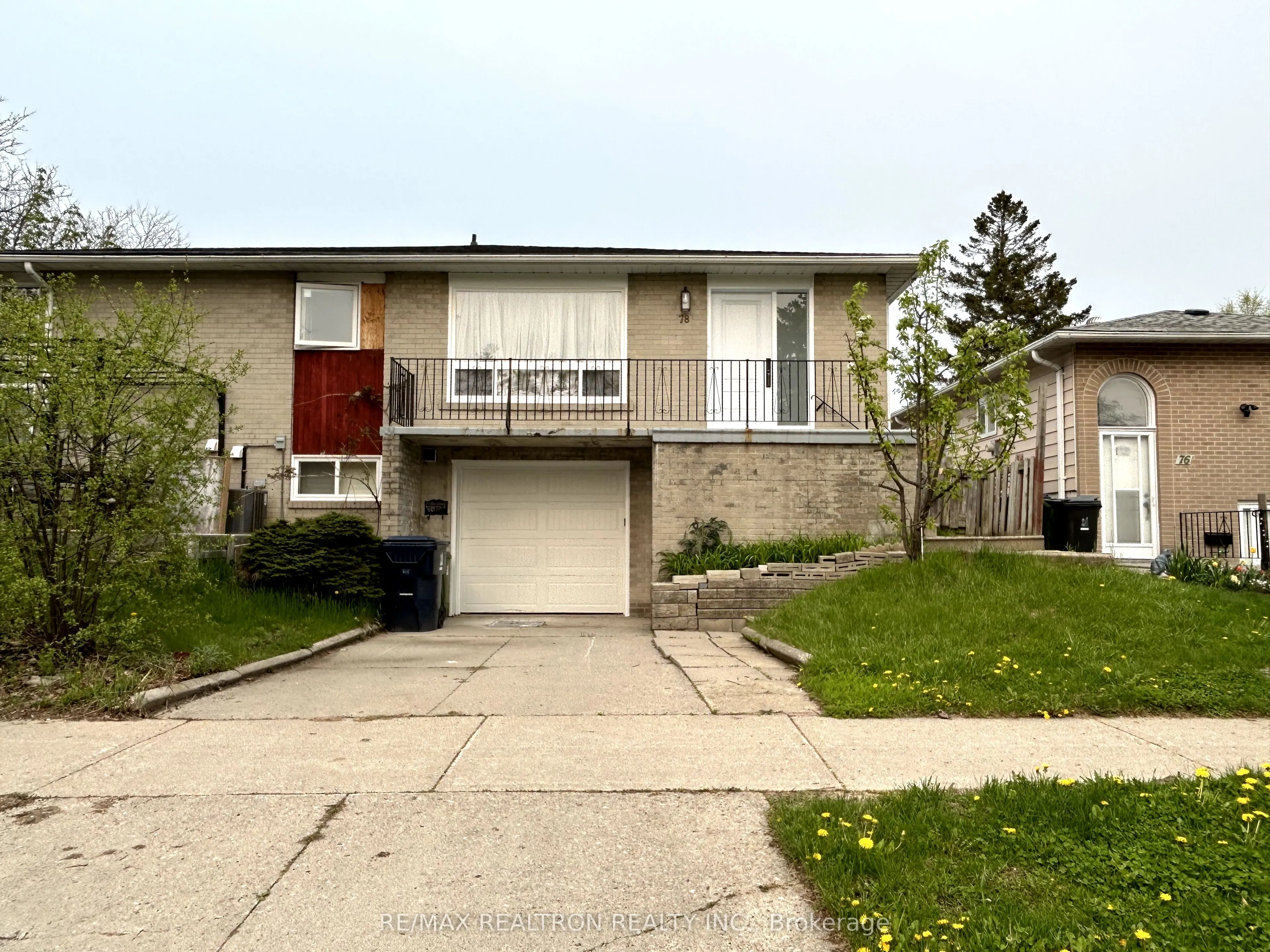 78 Parkdene Court