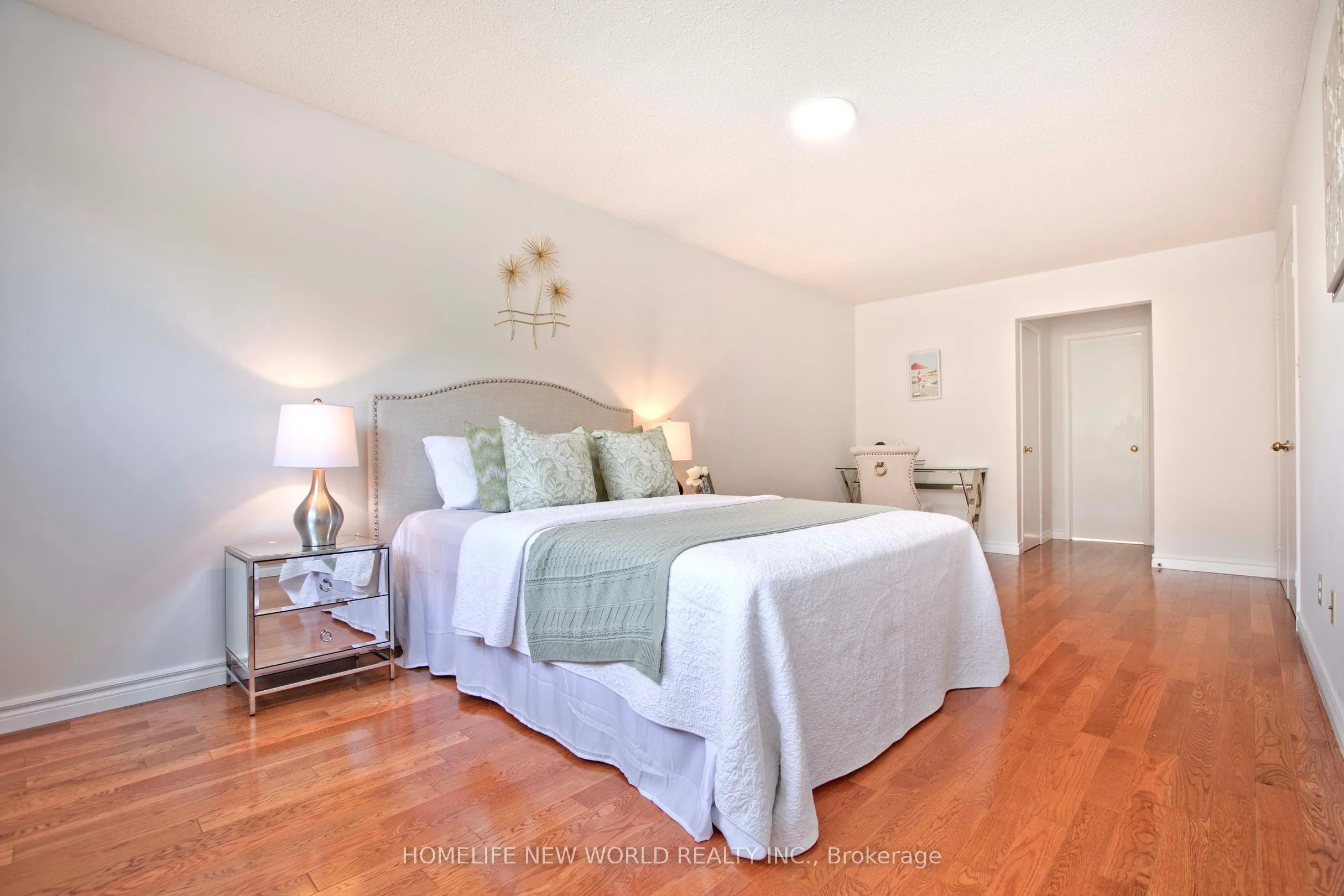 53 Sanwood Boulevard