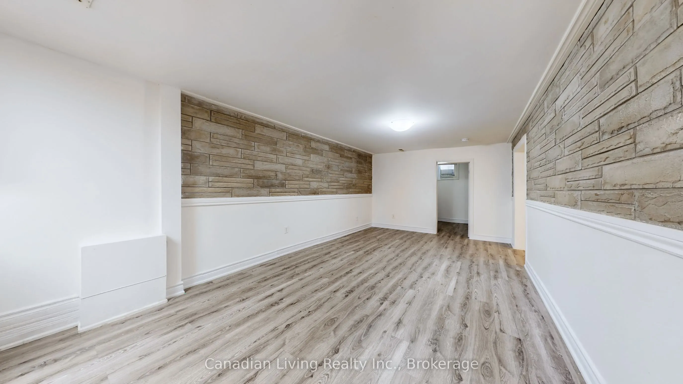 2-599 Gibbons Street