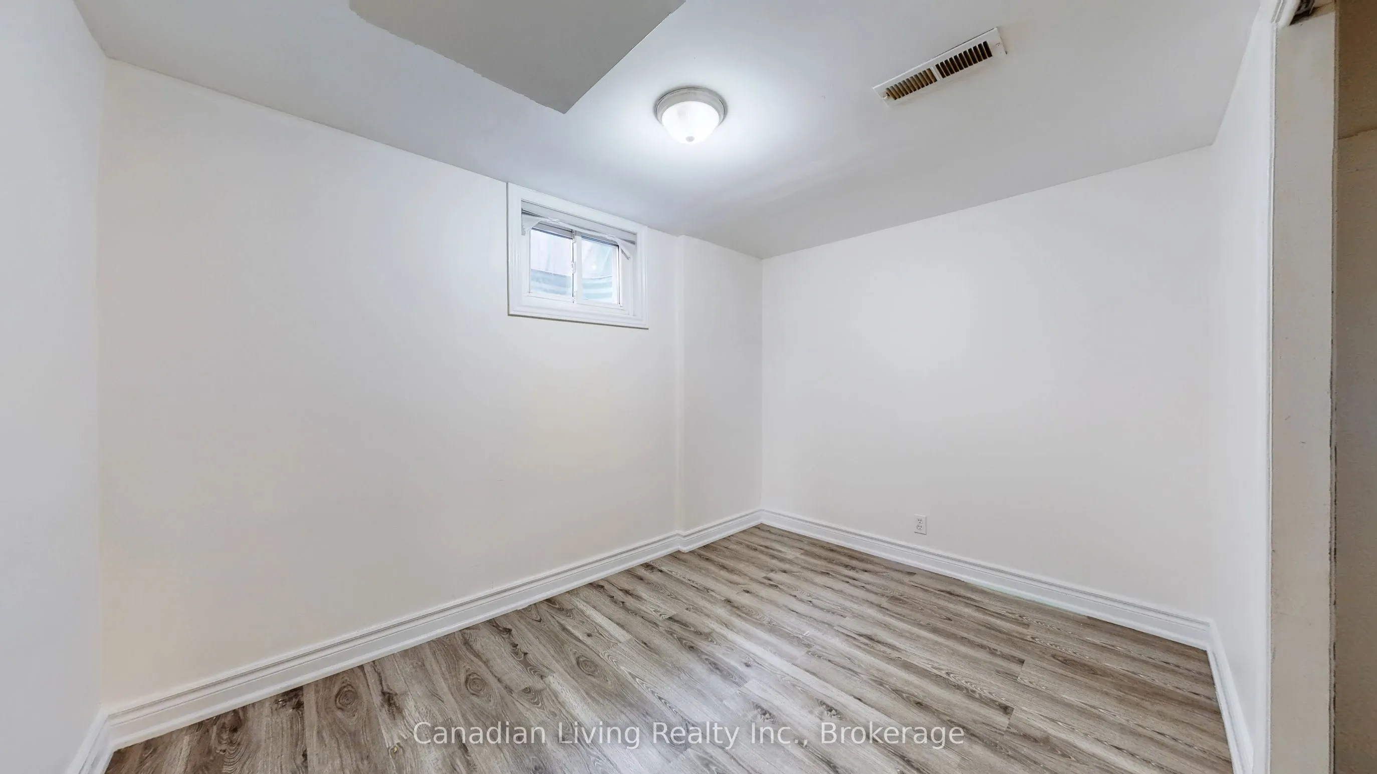 2-599 Gibbons Street