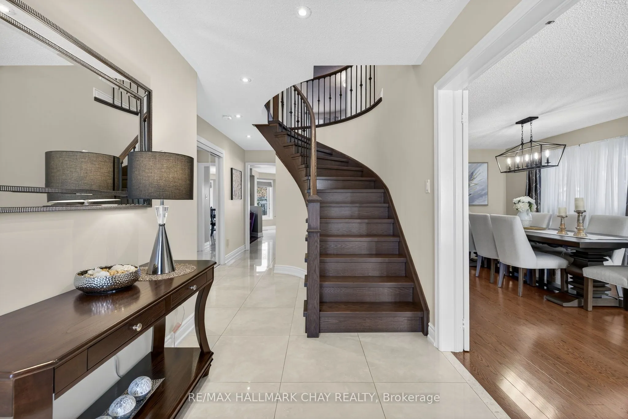 114 Sweetbriar Court