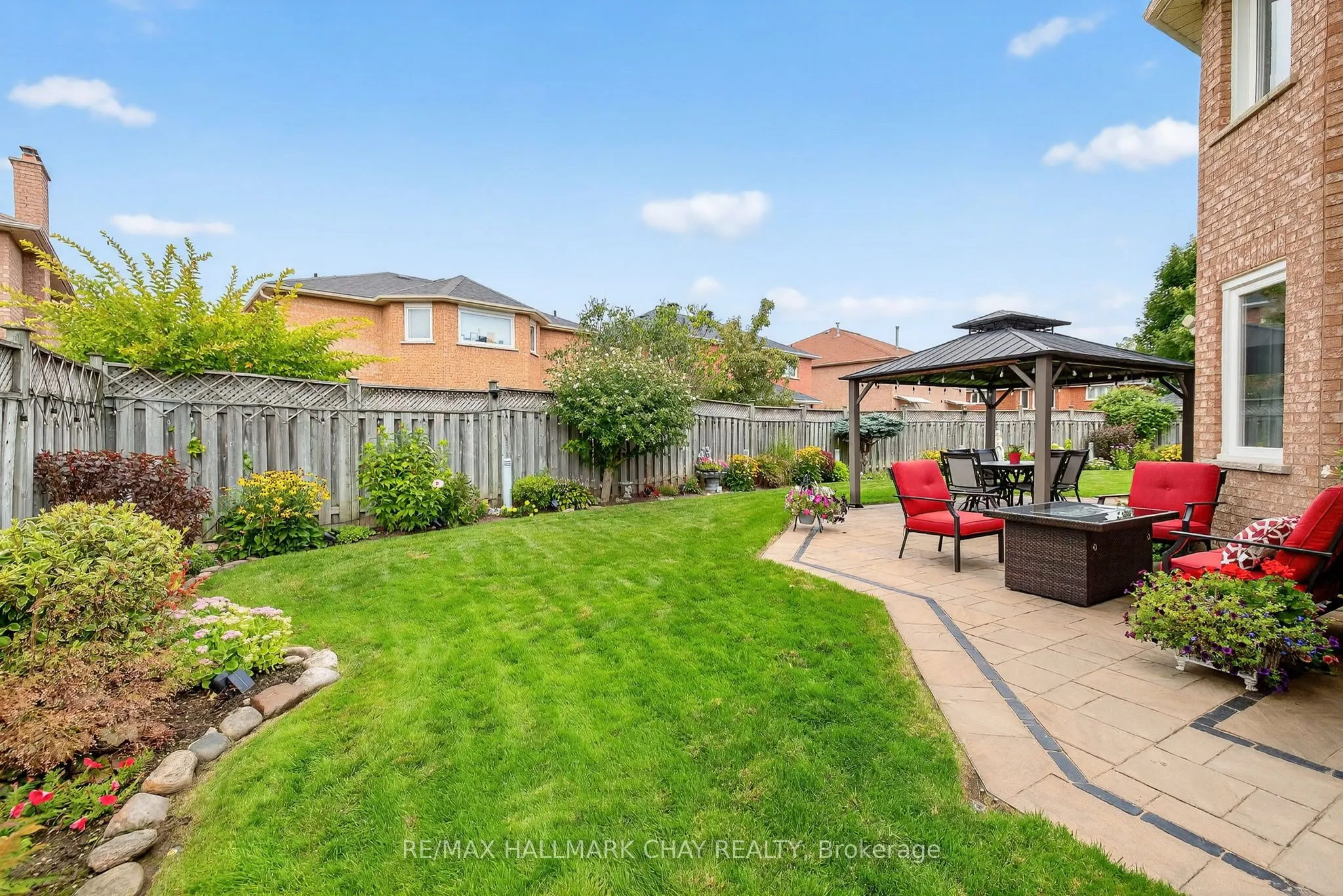 114 Sweetbriar Court