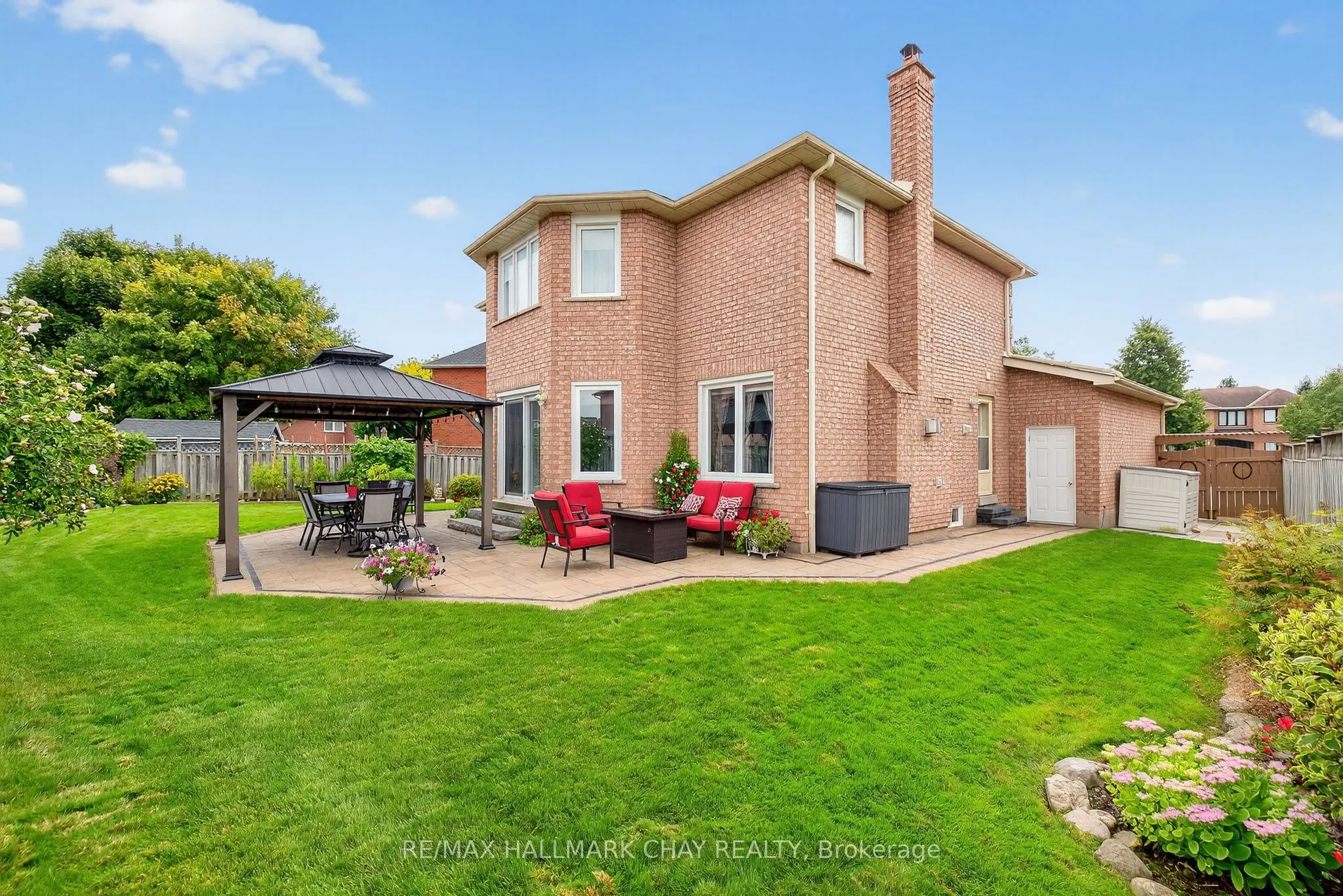 114 Sweetbriar Court