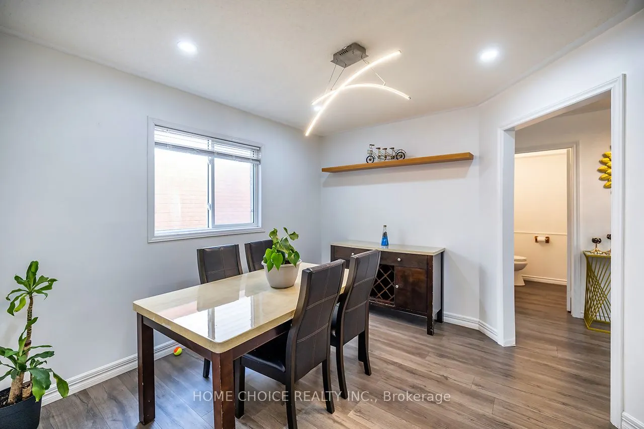 55 Apple Blossom Boulevard