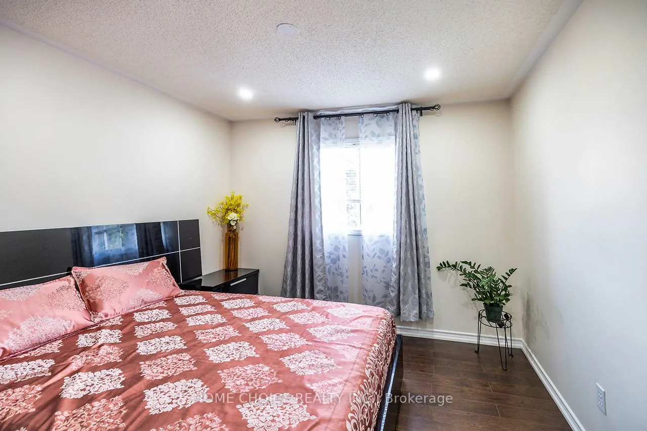 55 Apple Blossom Boulevard