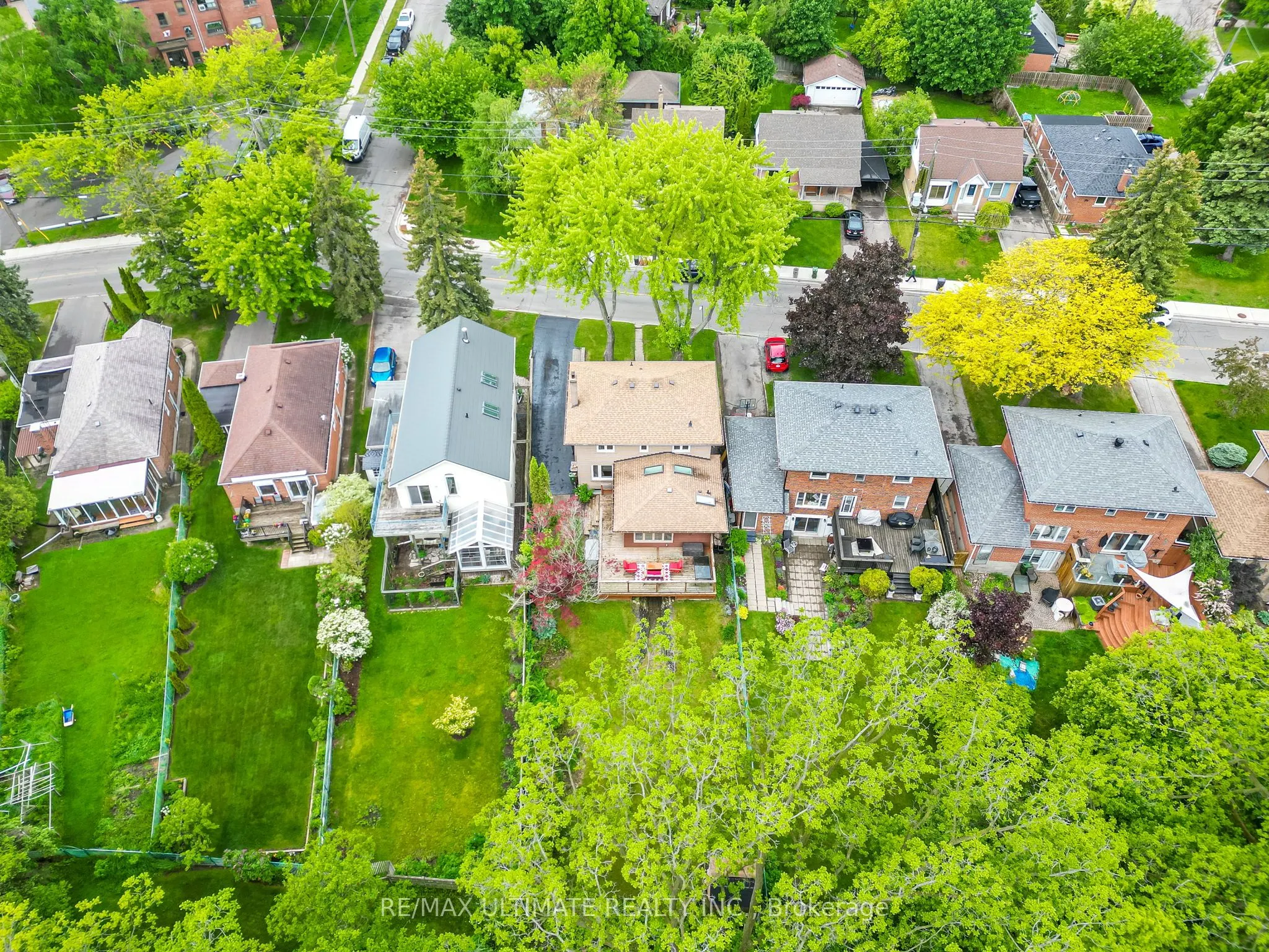 69 Midland Avenue