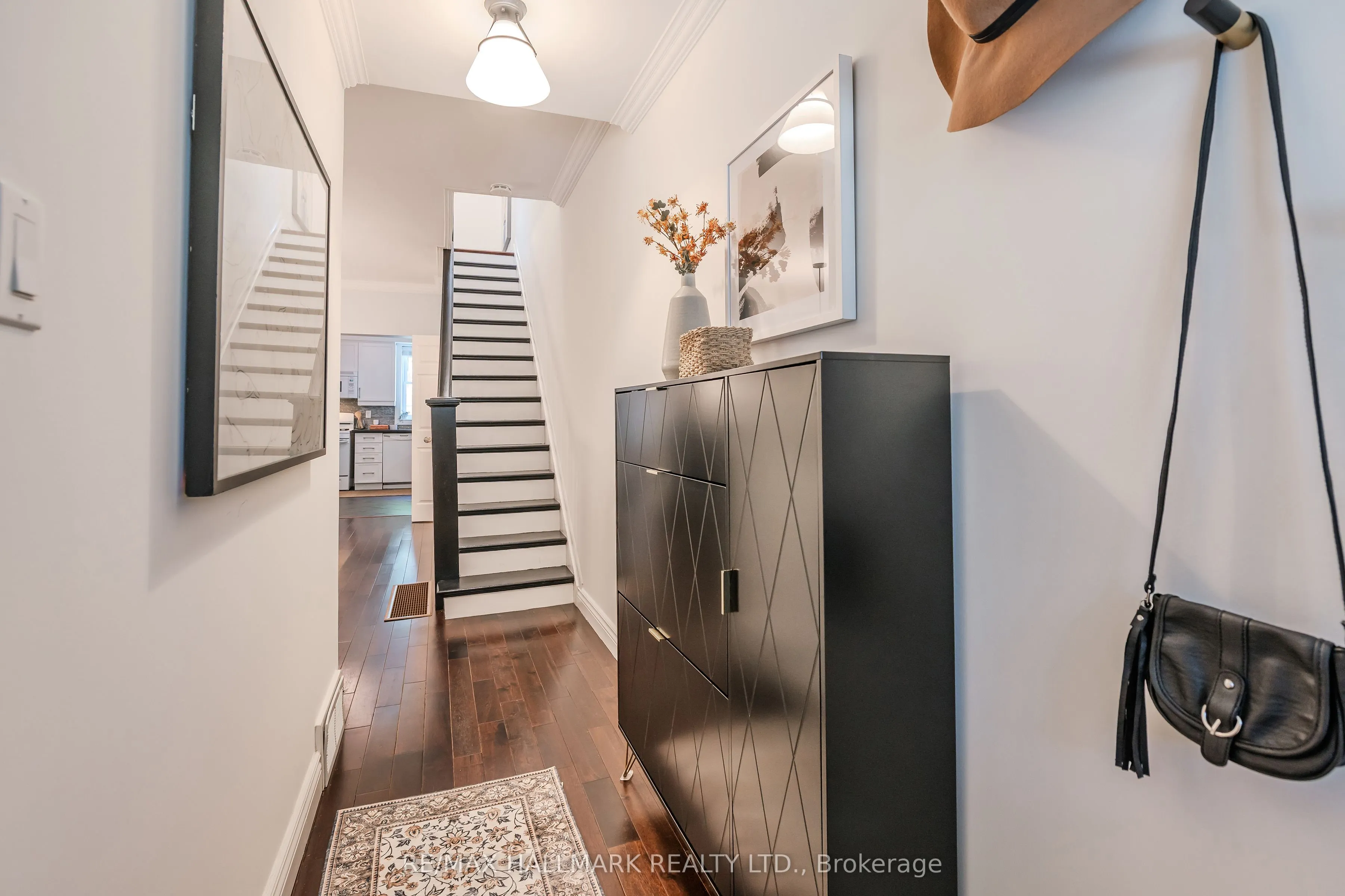 152 Hastings Avenue