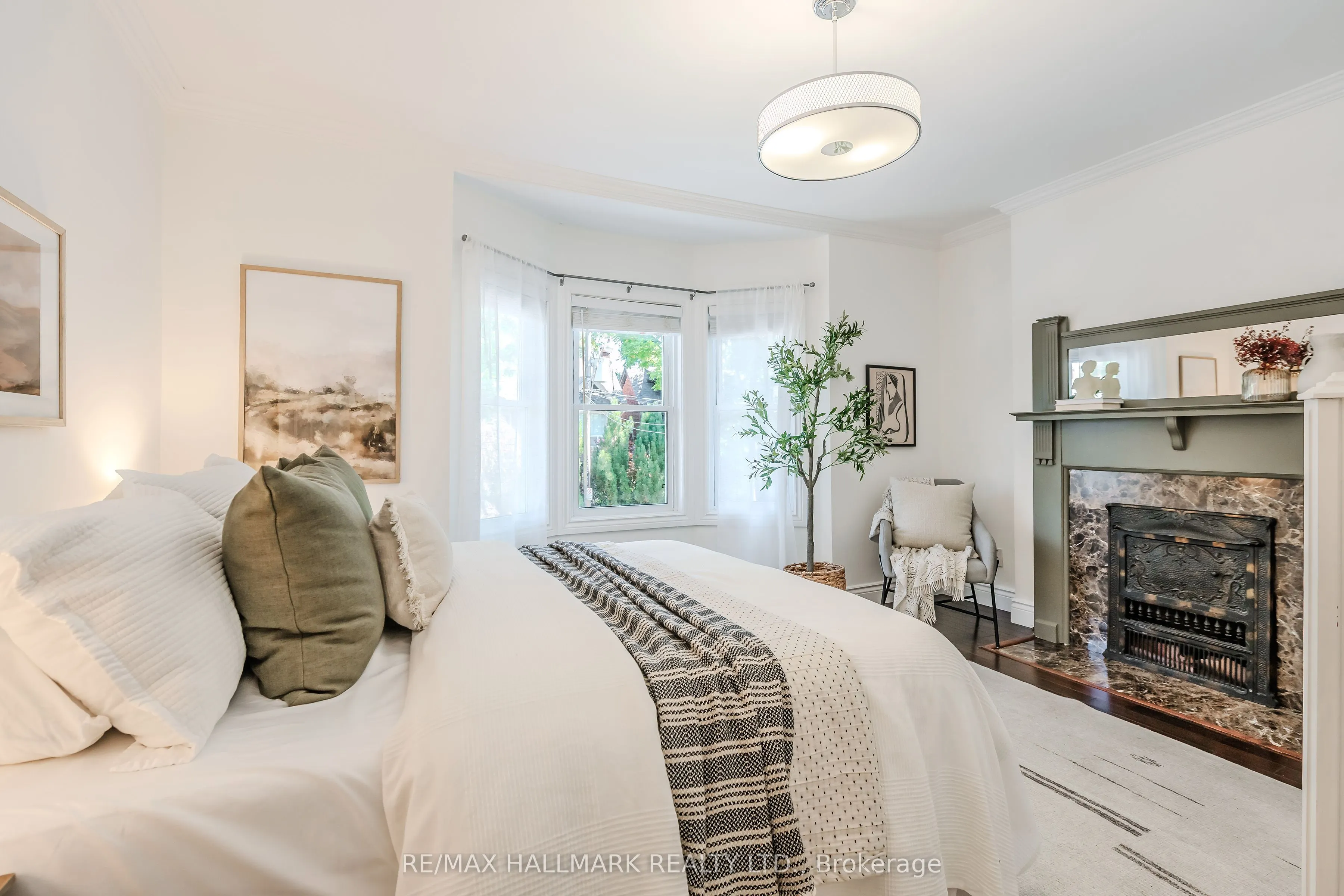 152 Hastings Avenue