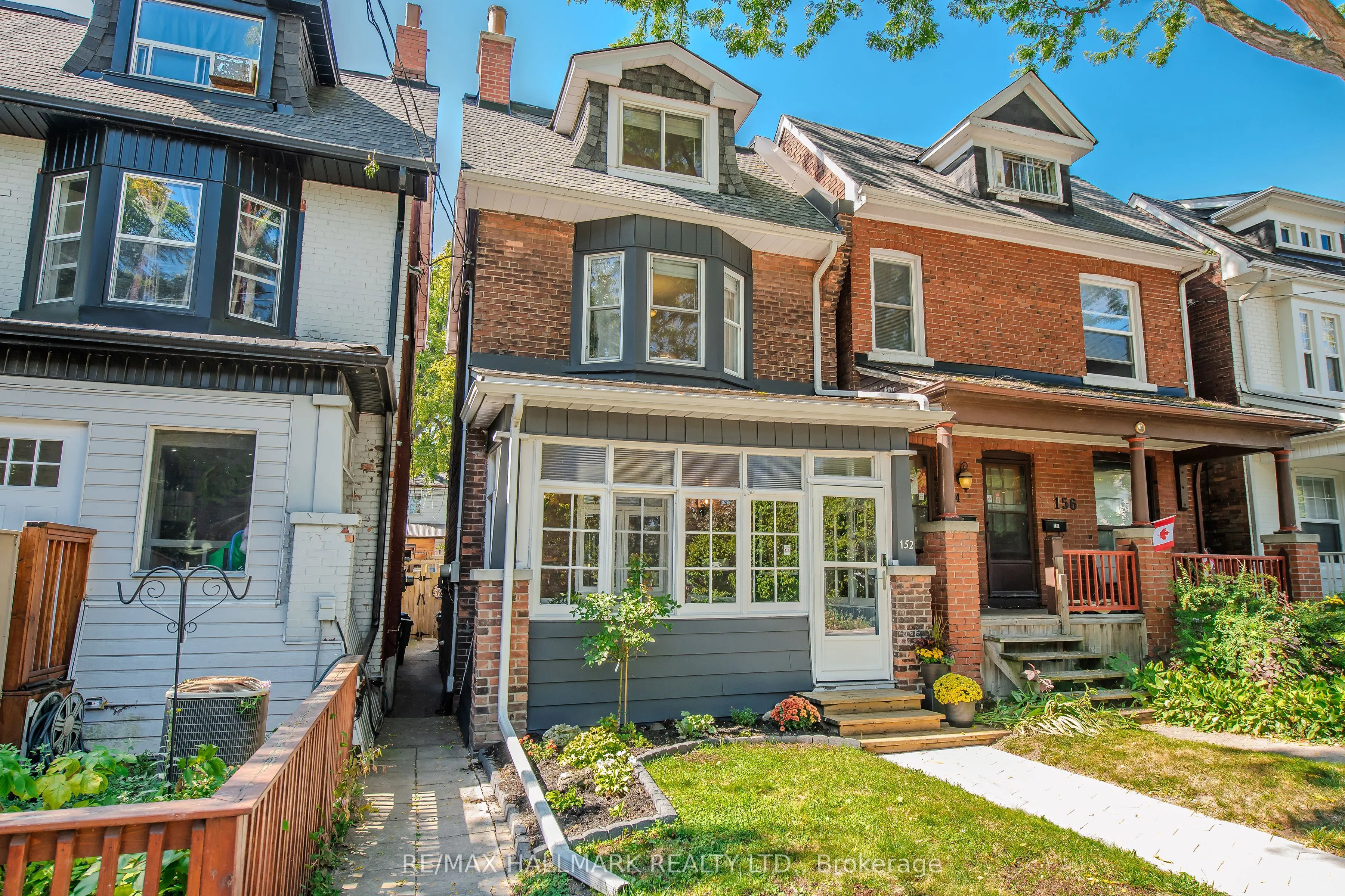 152 Hastings Avenue
