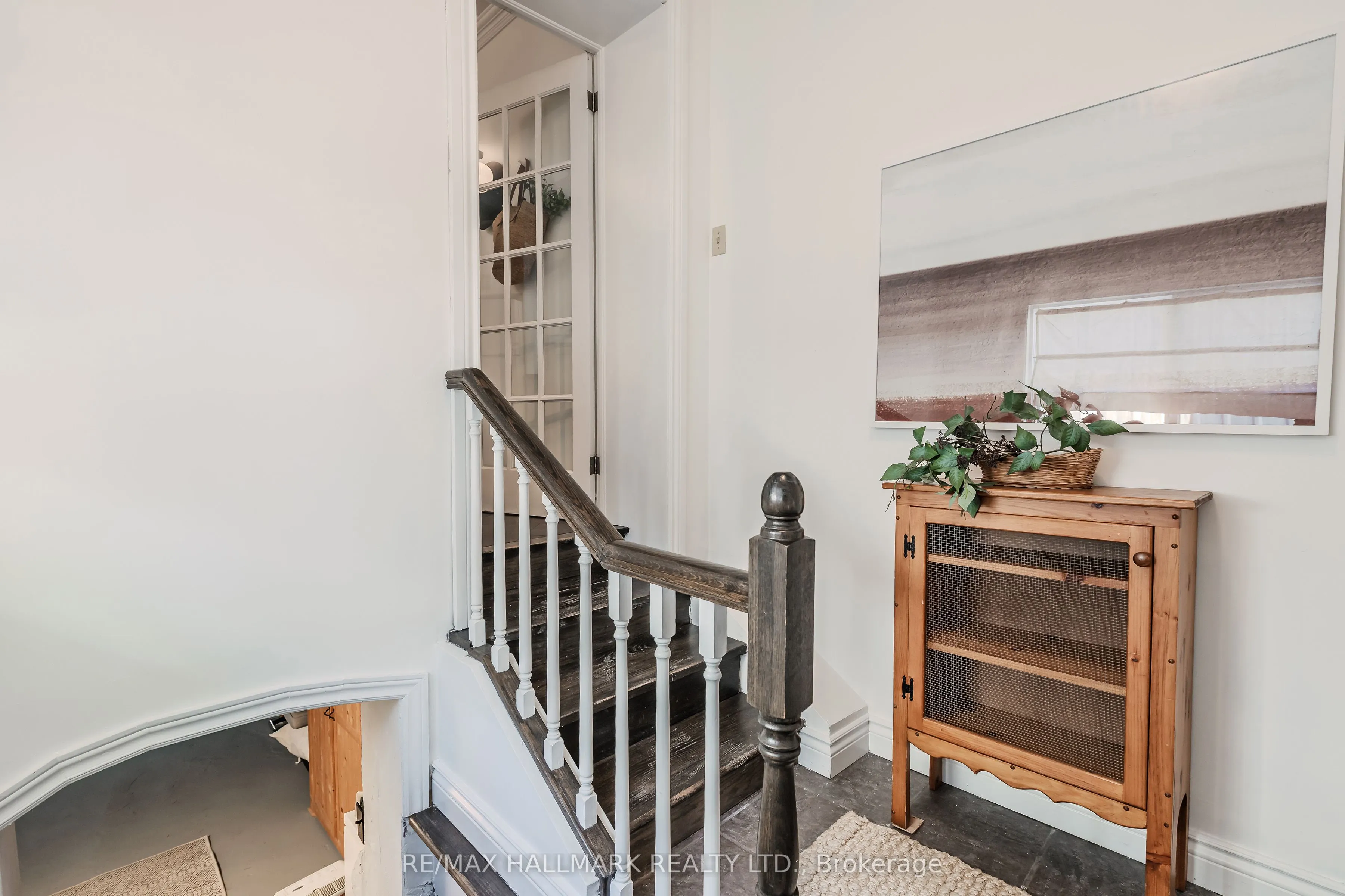 152 Hastings Avenue