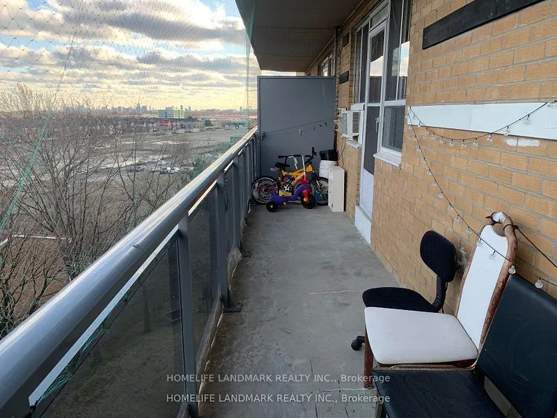 100 Dundalk Drive, ## 606