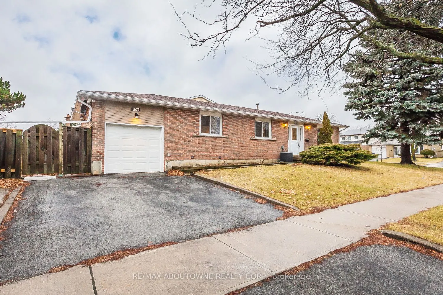 106 Pondtail Drive