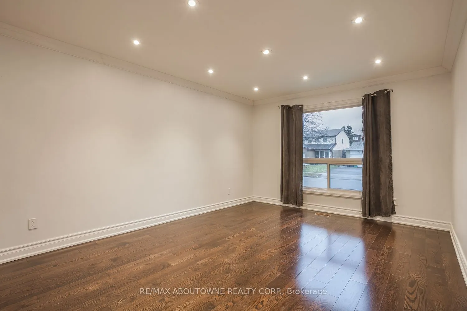 106 Pondtail Drive