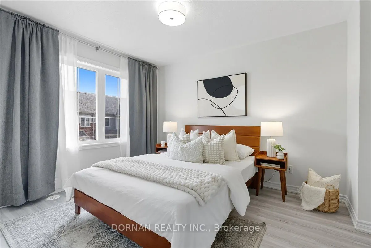 33 Mappin Way