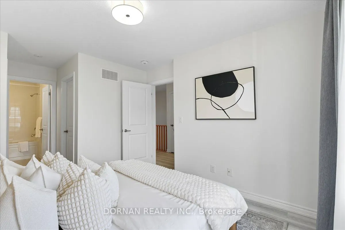 33 Mappin Way