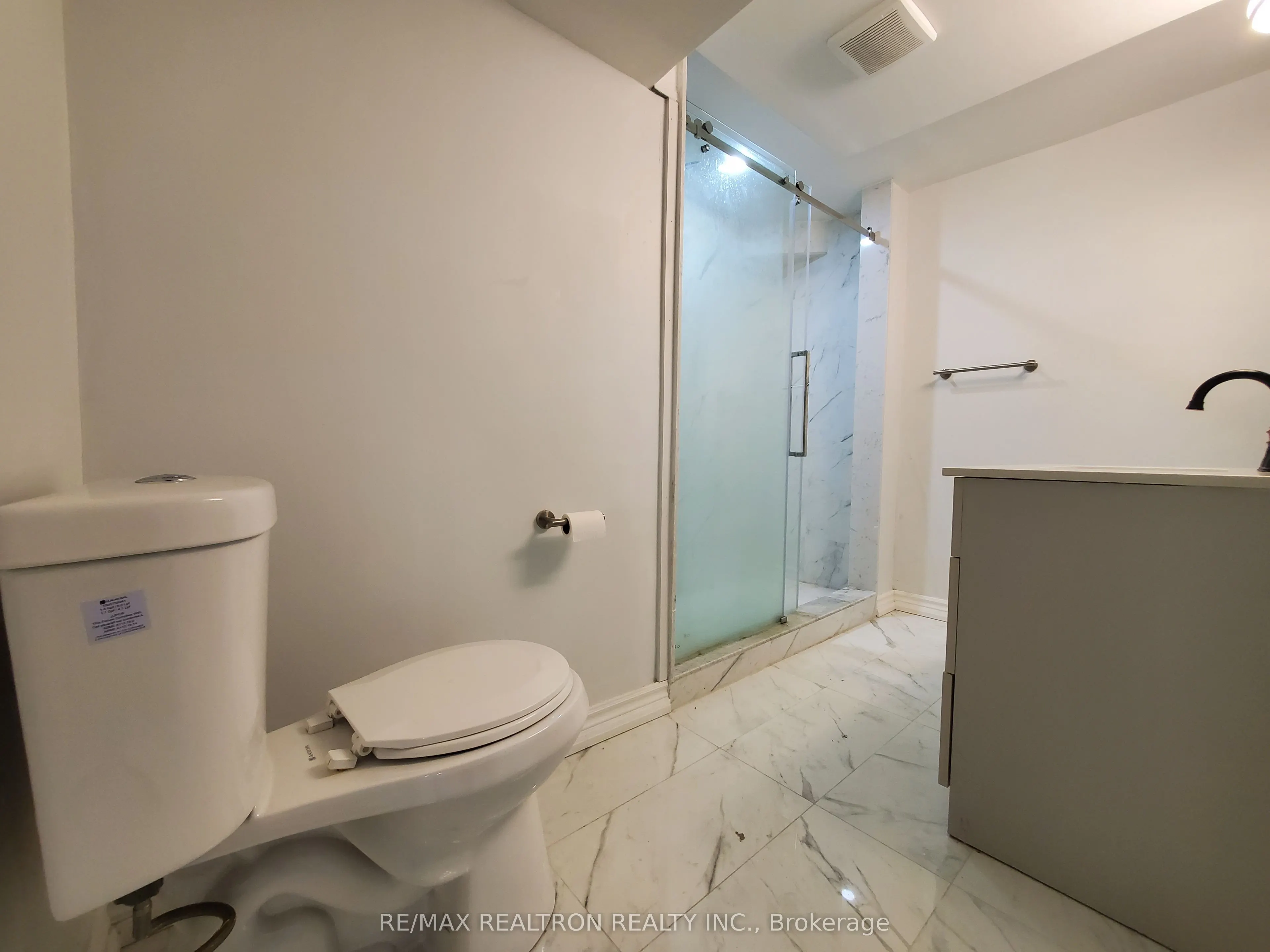 6 Pinestone Court, #Basement