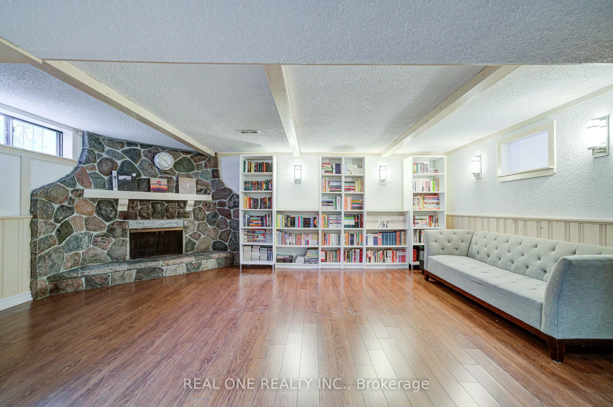122 Marilake Drive