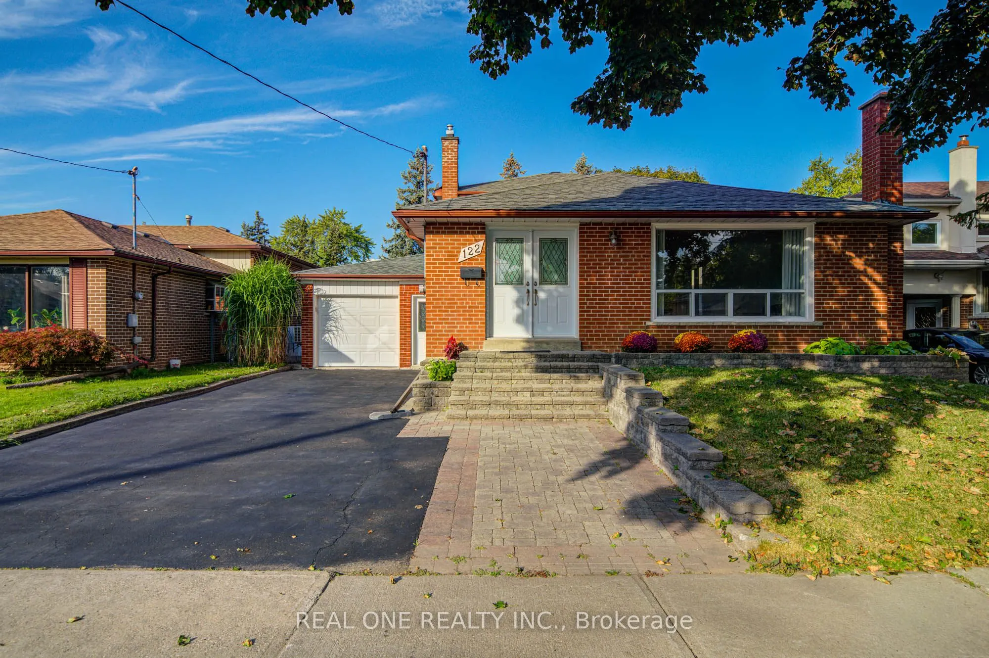 122 Marilake Drive