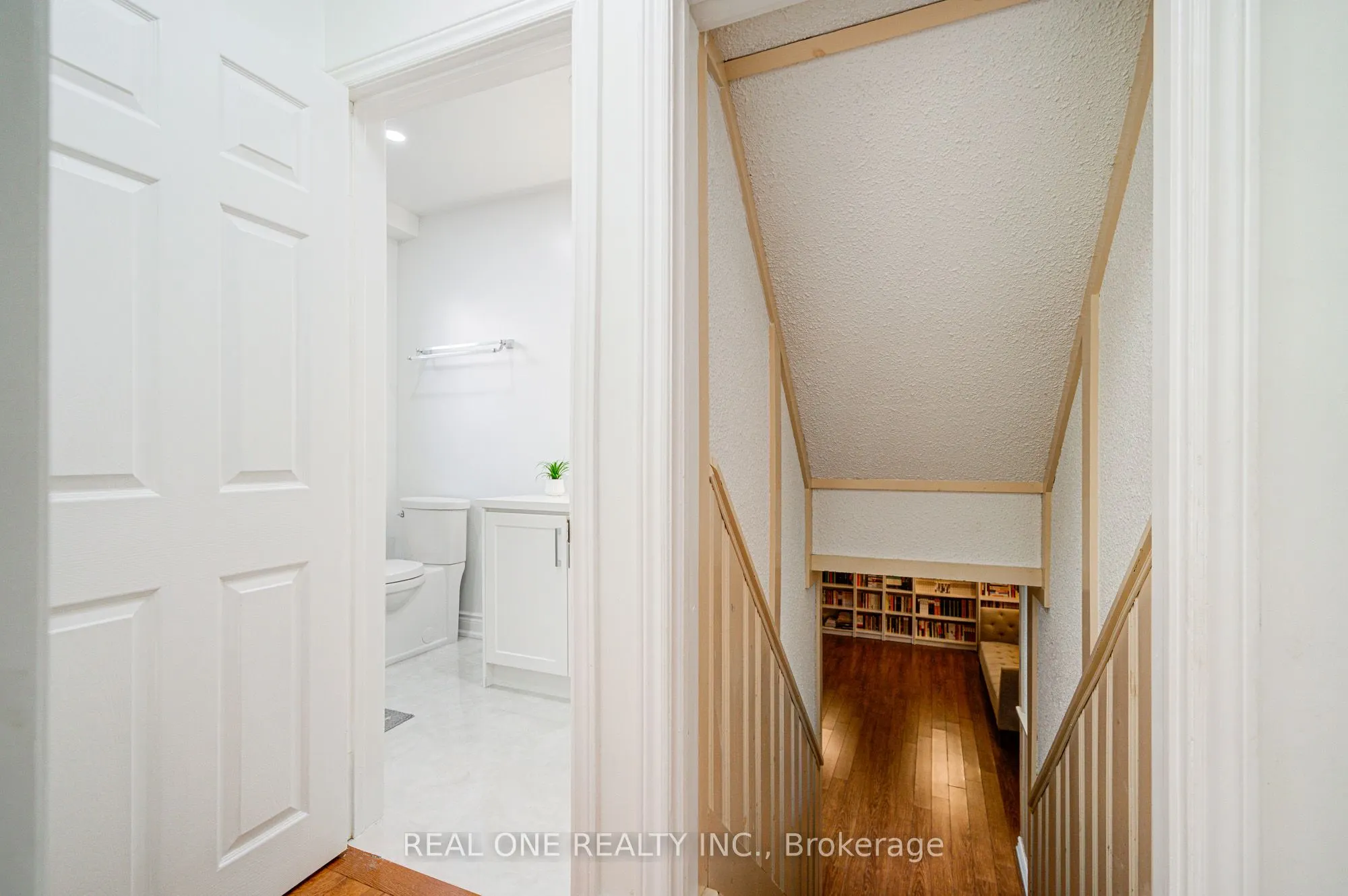 122 Marilake Drive