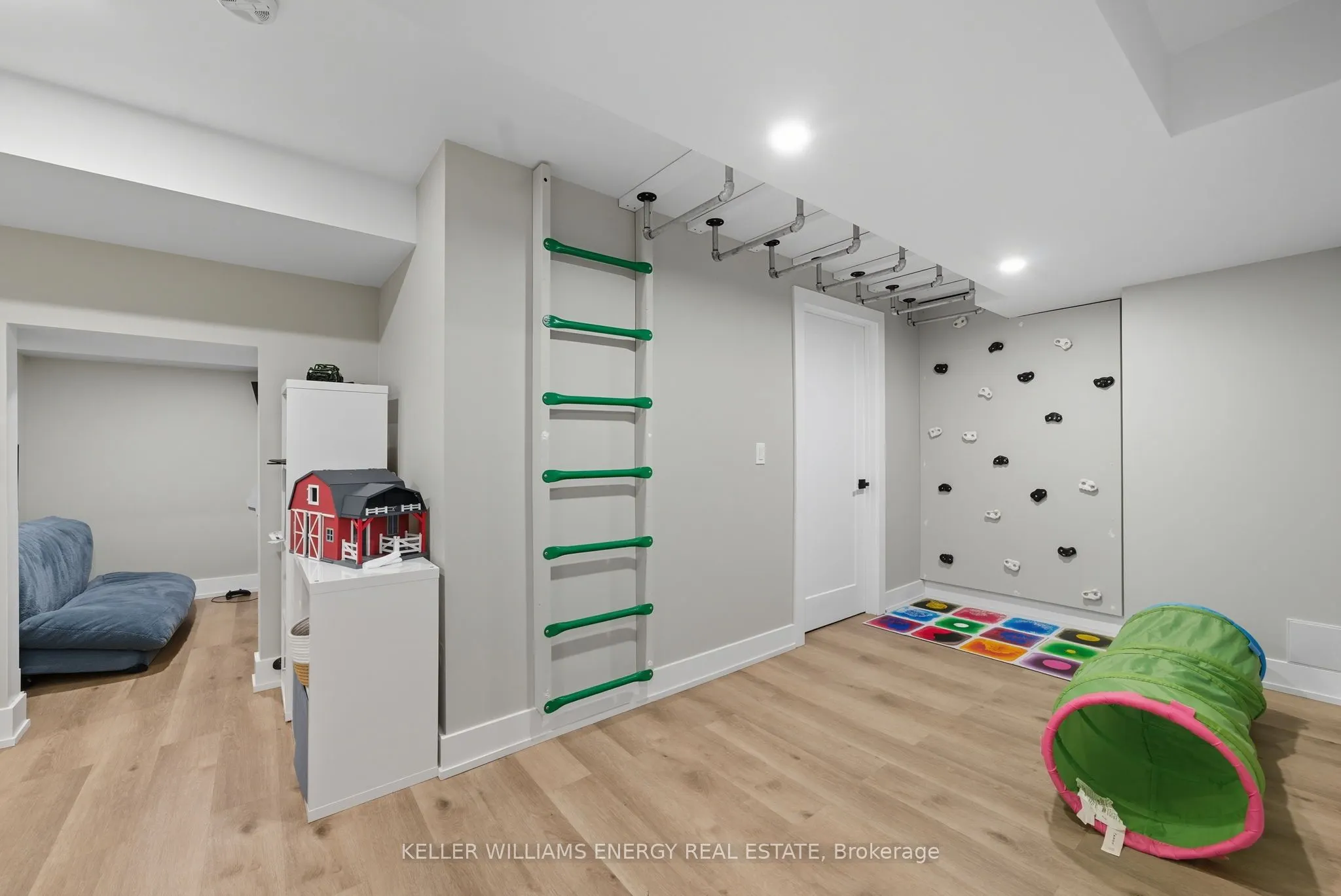 7 Mccorkell Street