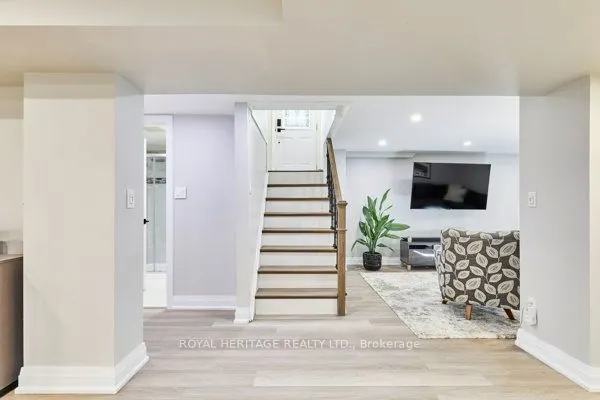 35 Glen Muir Drive