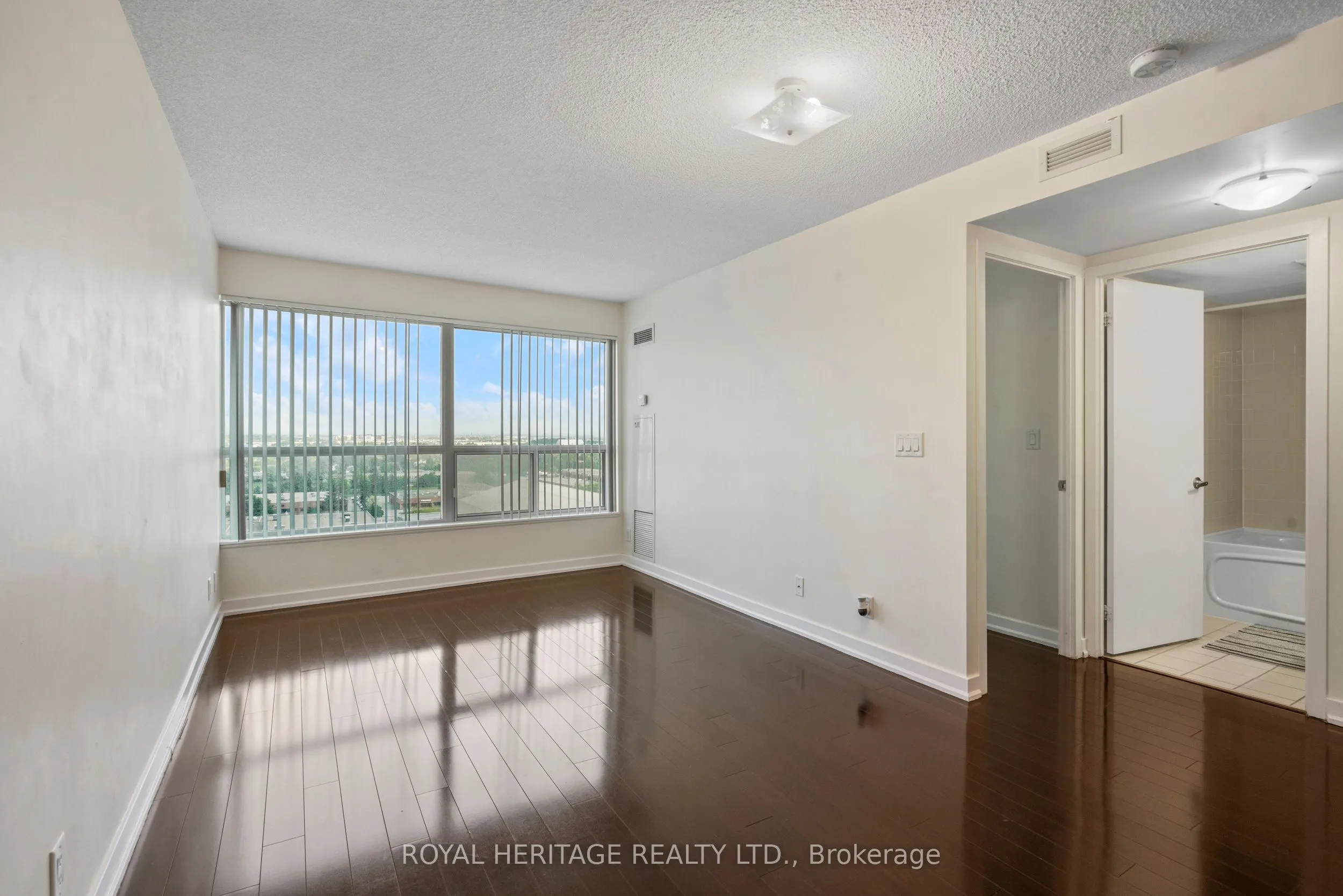 38 Lee Centre Drive, #1716