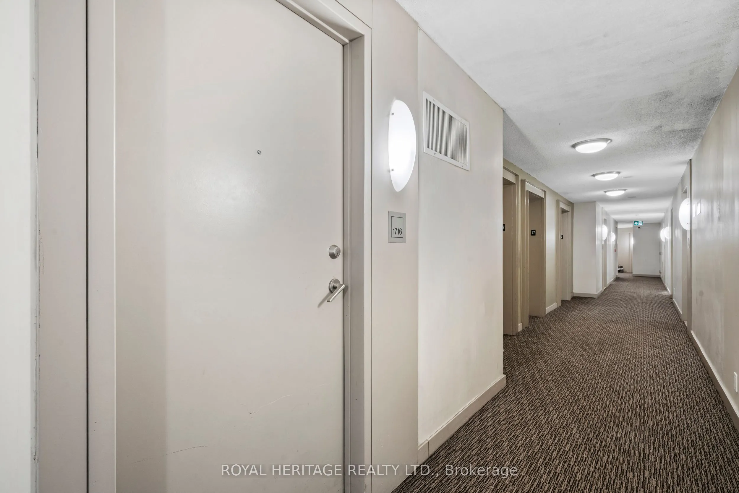 38 Lee Centre Drive, #1716