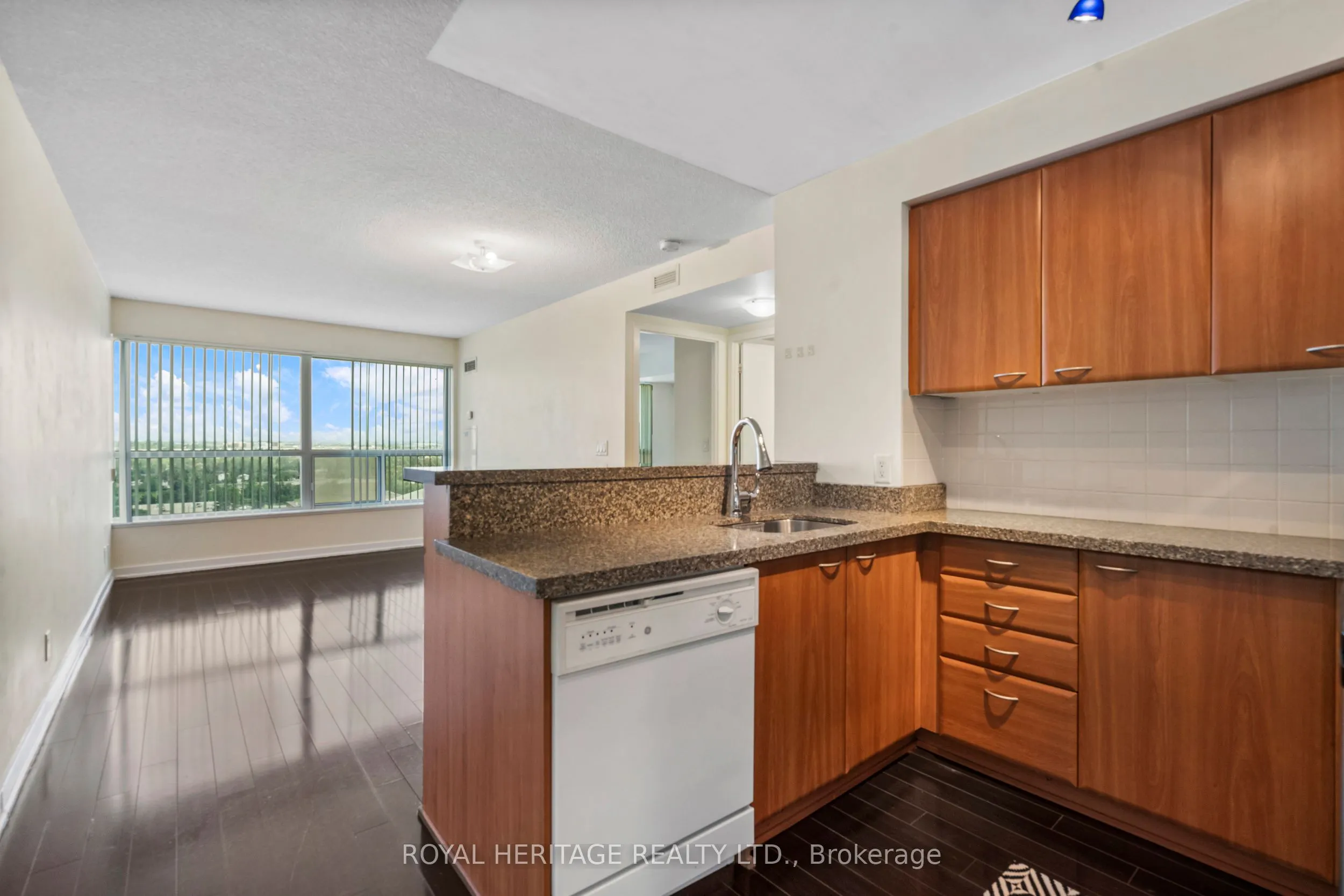 38 Lee Centre Drive, #1716