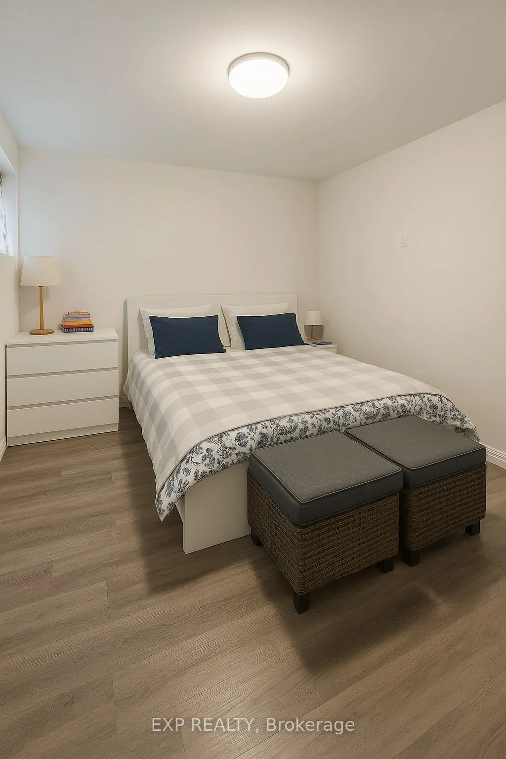 39 Purdy Place, #lower level